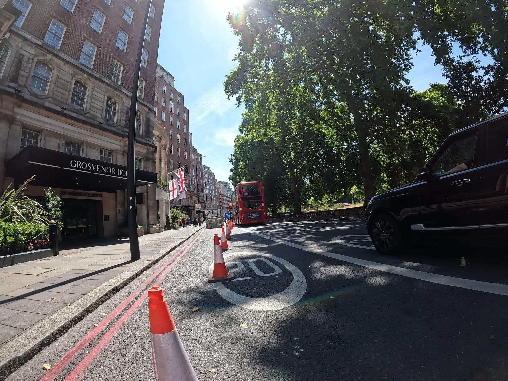 Street view near Grosvenor House Hotel, a JW Marriott Hotel, West End of London — © erias (CC BY-SA · Mapillary)