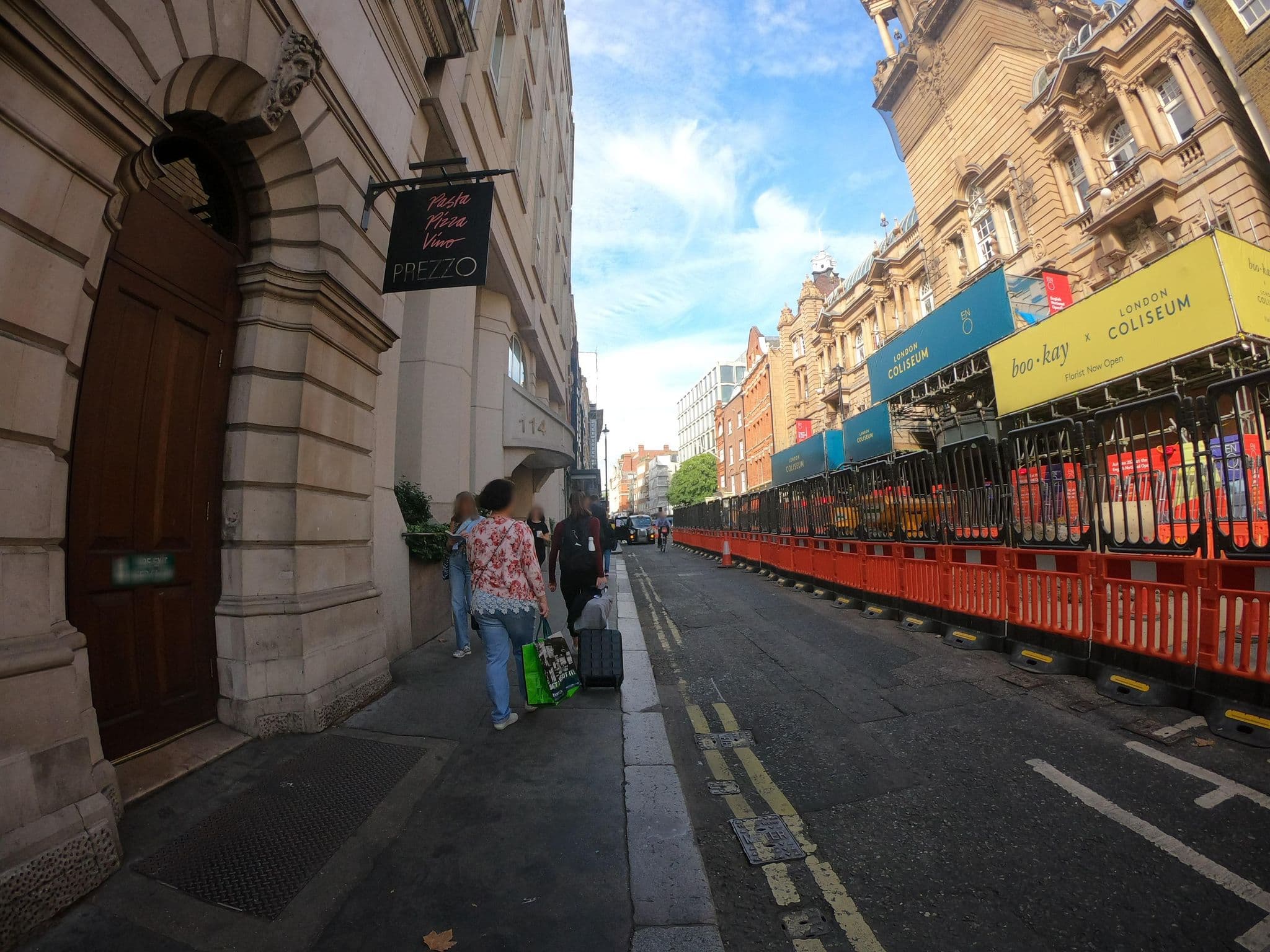 Street view near Rizwa Hotels, London — © richlv (CC BY-SA · Mapillary)