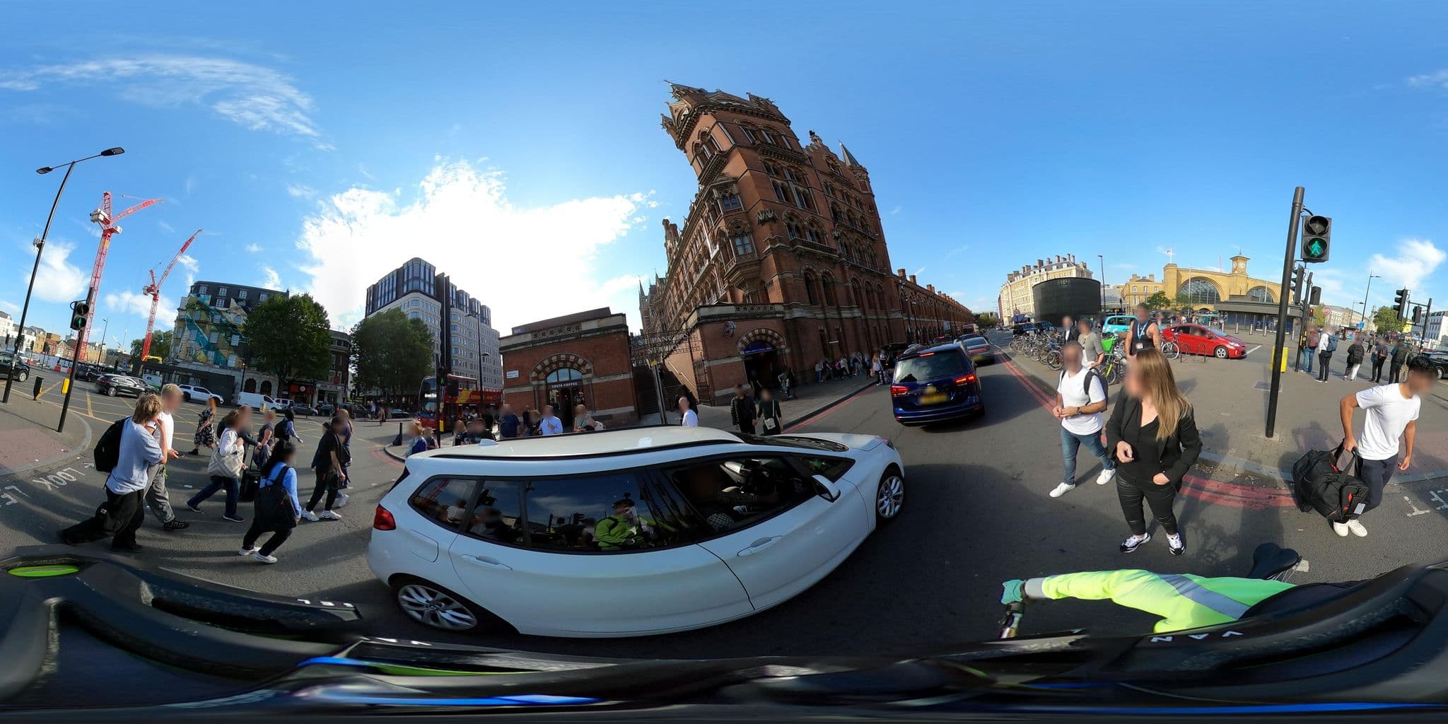 Street view near Ideal Hotel, King's Cross — © Stefdegreef (CC BY-SA · Mapillary)