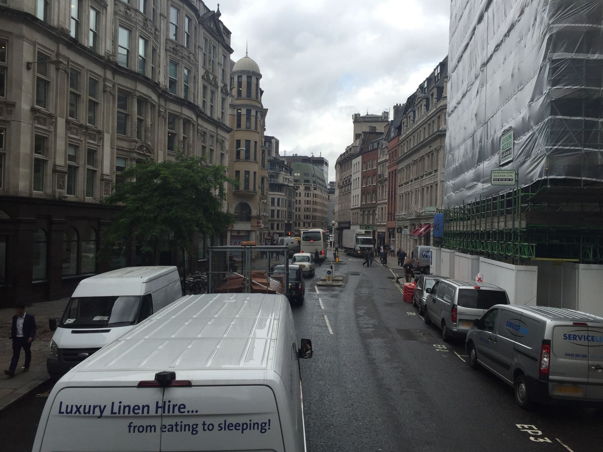 Street view near Lovet Homestay, City of London — © mdroads (CC BY-SA · Mapillary)