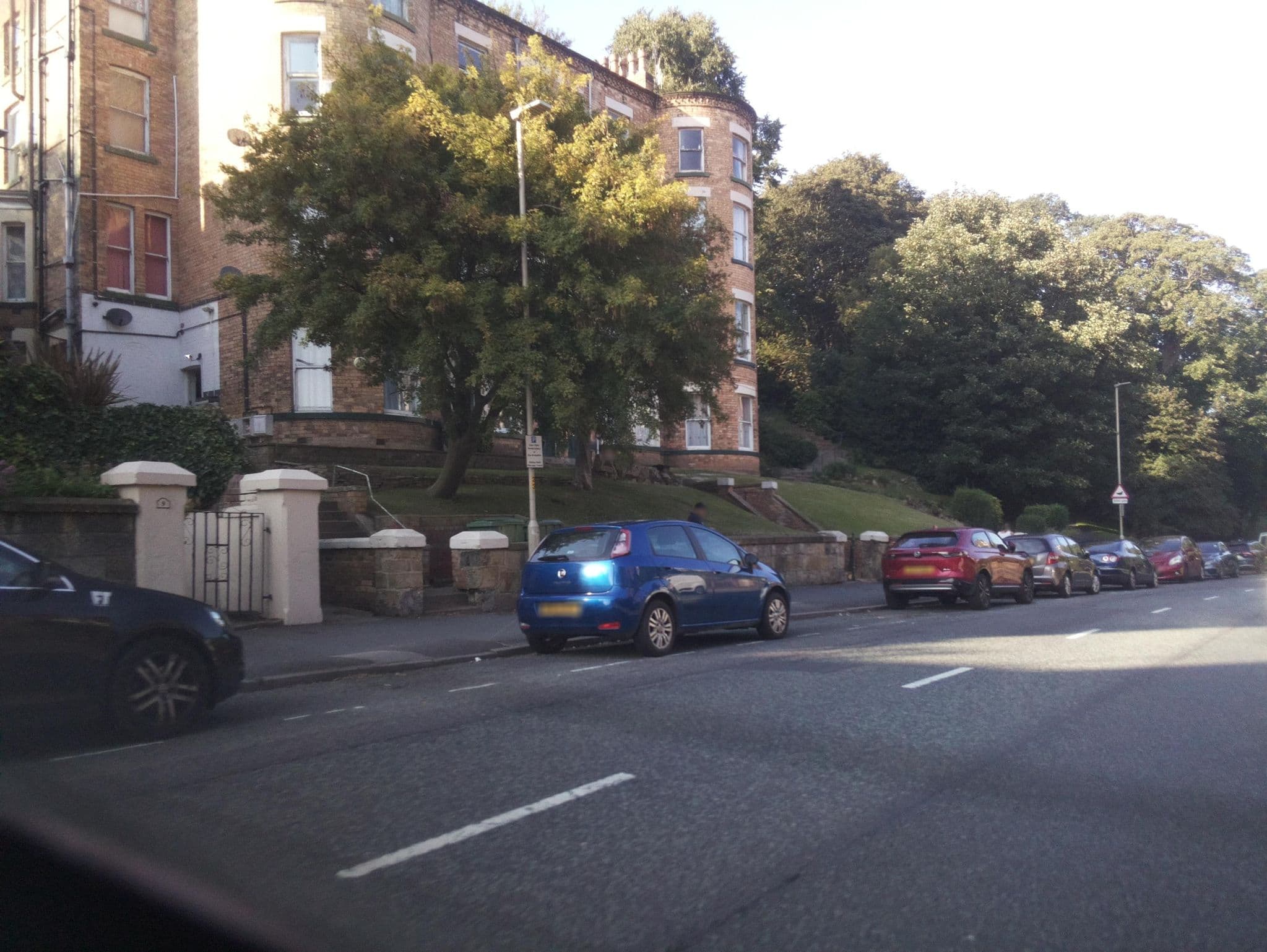 Street view near Valley View Holiday Flats, Scarborough — © southglos (CC BY-SA · Mapillary)