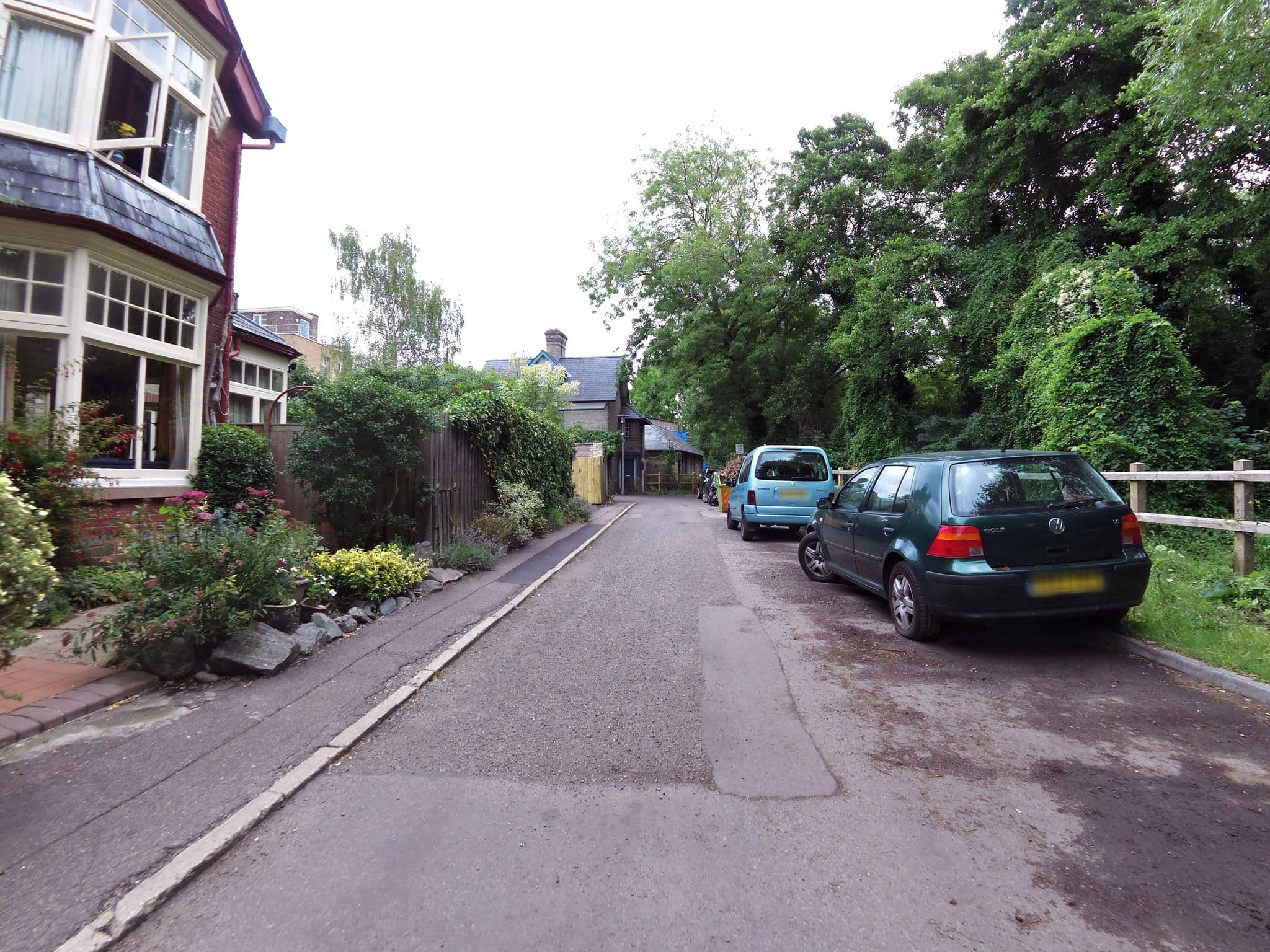 Street view near The End House, Cambridge — © smsm1 (CC BY-SA · Mapillary)
