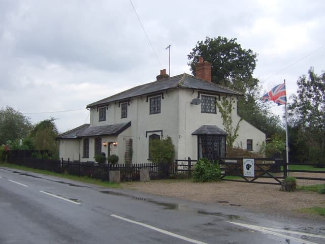 Brampton Dog (via Wikimedia Commons, CC BY-SA 2.0)