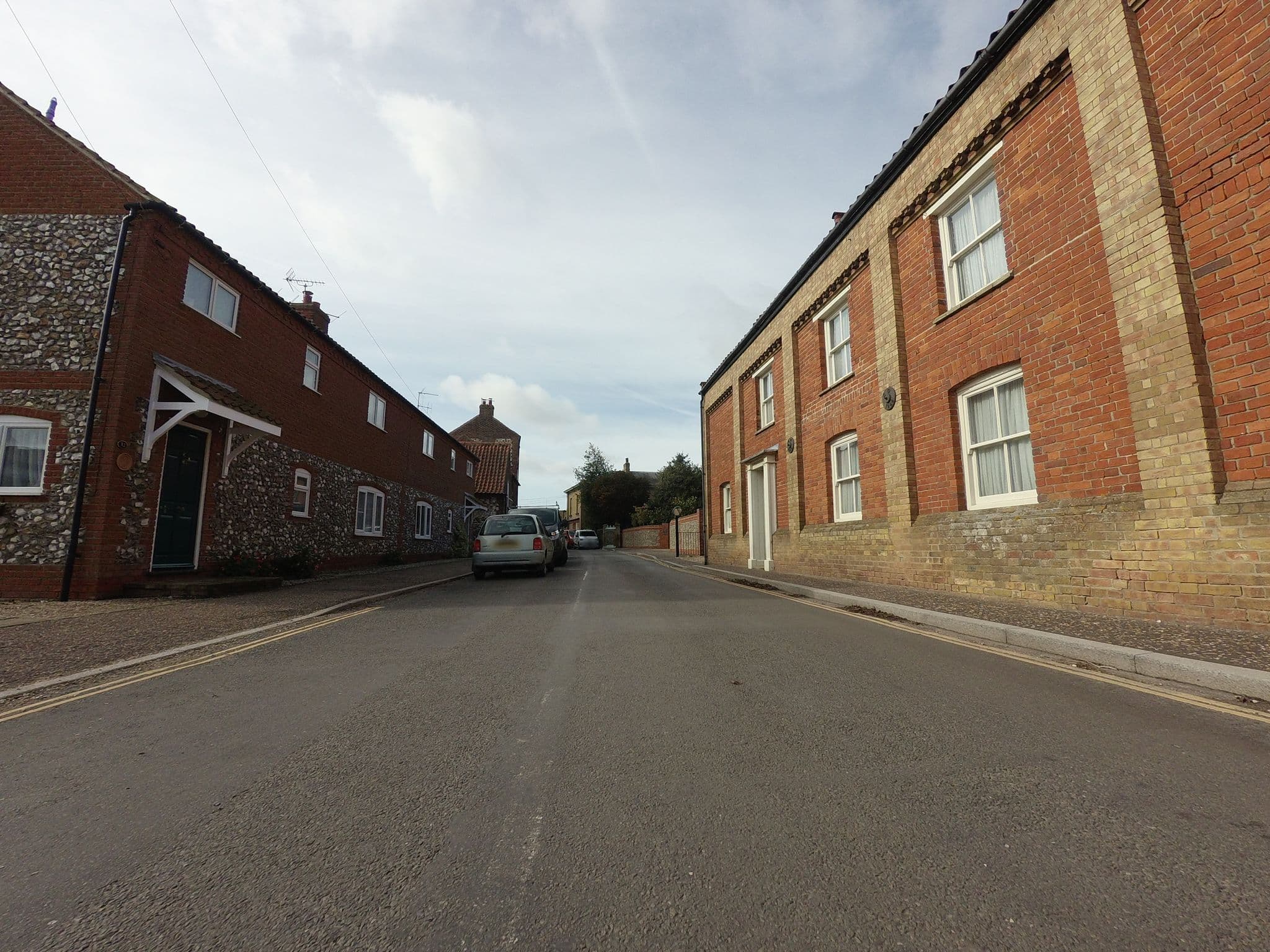 Street view near Foundry Barn, Wells-next-the-Sea — © tallguy (CC BY-SA · Mapillary)