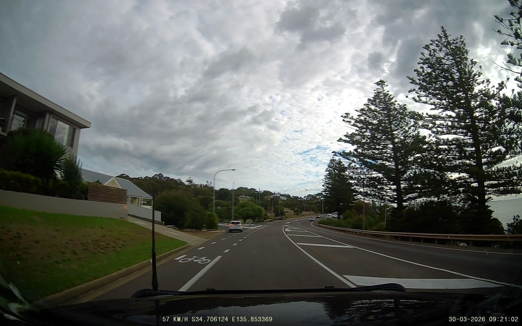 Street view near Southern Blue Apartments, Port Lincoln — © fizzie (CC BY-SA · Mapillary)