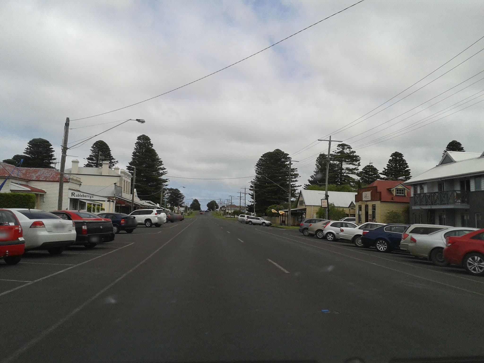 Street view near Best Western Ashmont Motor Inn Port Fairy, Port Fairy — © rudolfmayer (CC BY-SA · Mapillary)