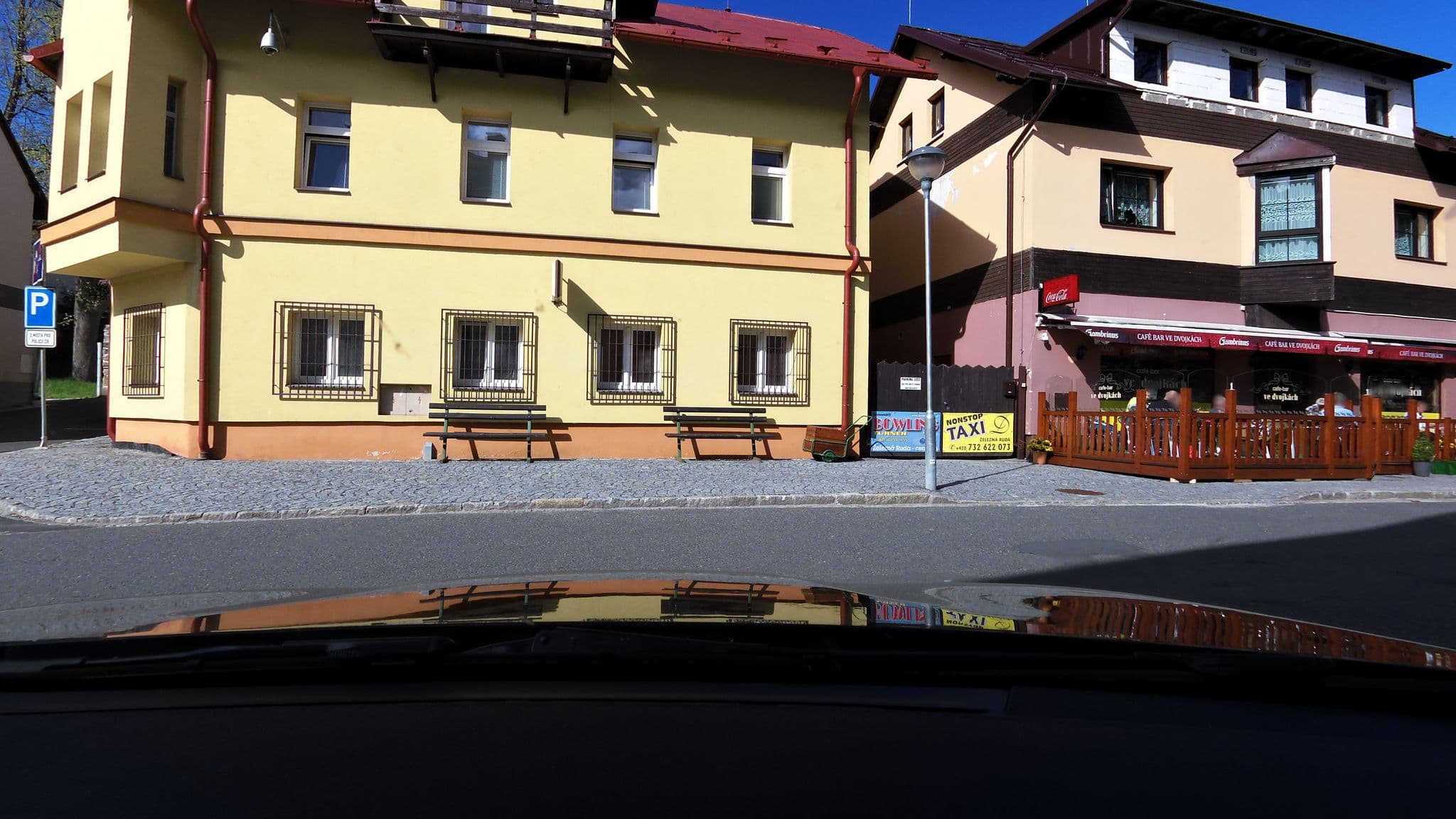 Street view near Hotel Ostrý, Železná Ruda — © czmrtn (CC BY-SA · Mapillary)
