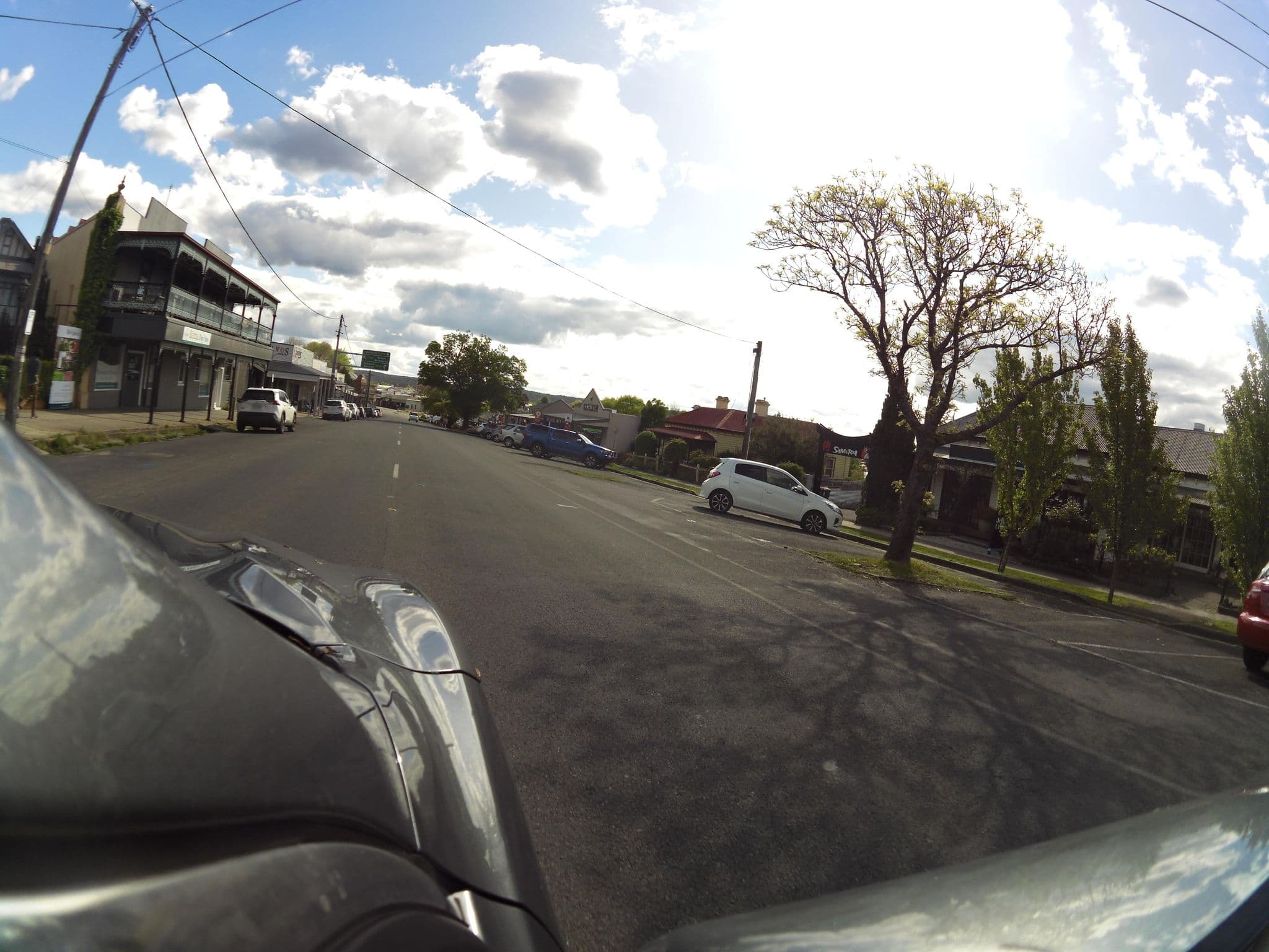Street view near Raglan Hotel, Daylesford — © skillsy (CC BY-SA · Mapillary)