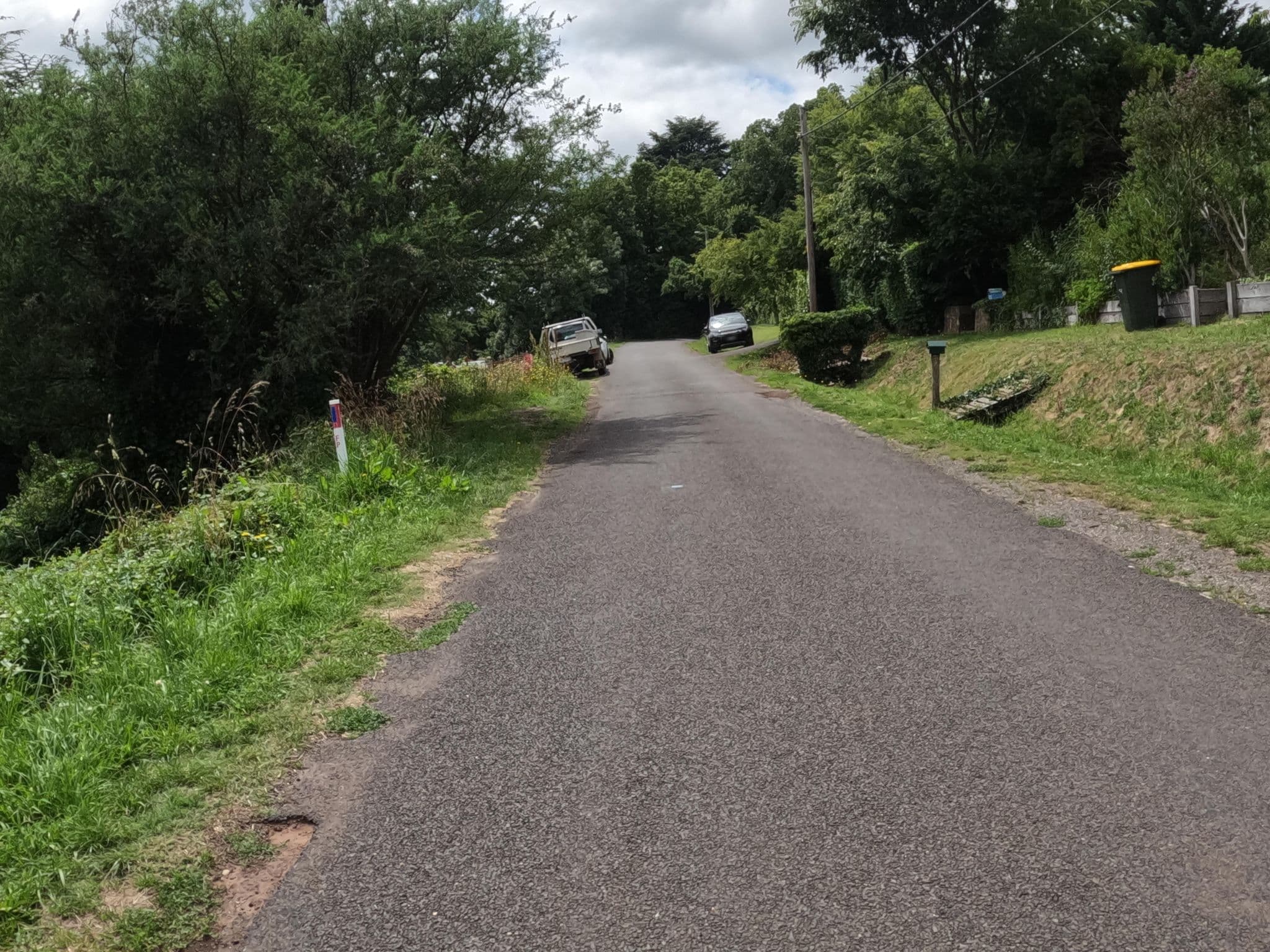 Street view near Botanica, Daylesford — © skillsy (CC BY-SA · Mapillary)