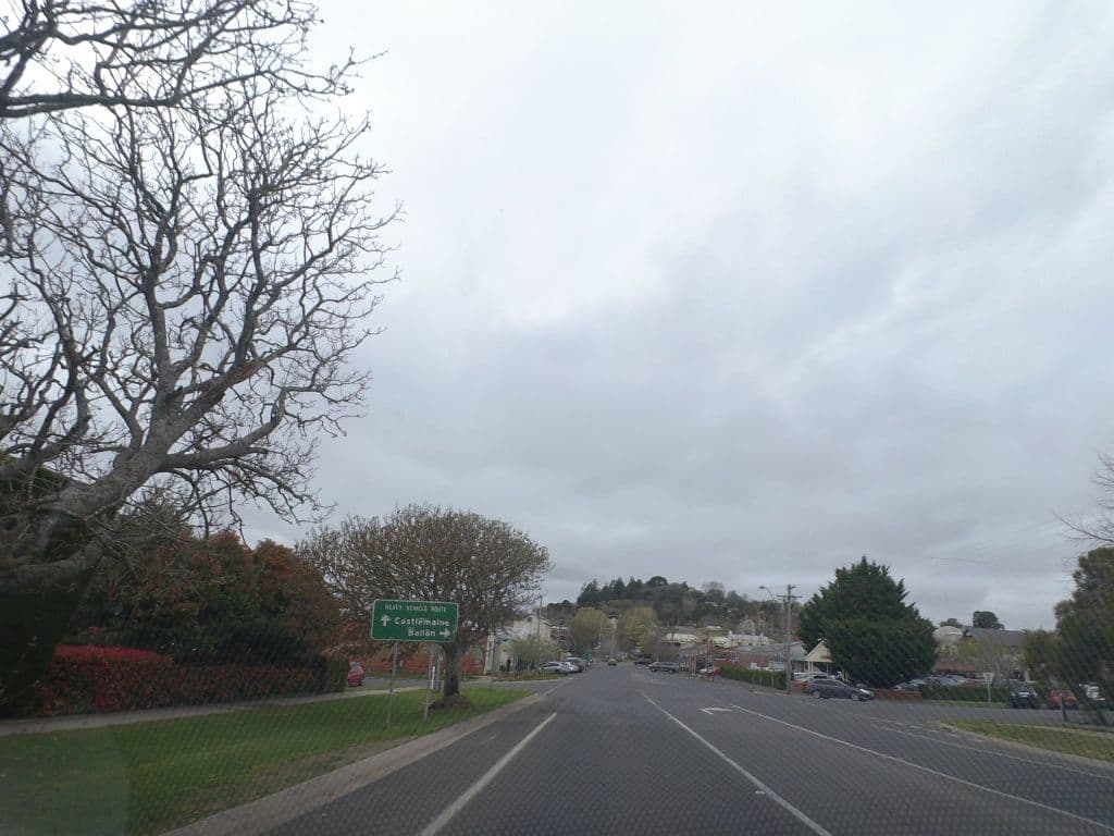 Street view near Carrington House, Daylesford — © mander (CC BY-SA · Mapillary)