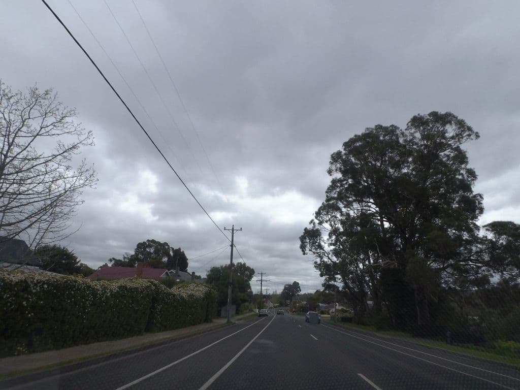 Street view near Little Auberge, Daylesford — © mander (CC BY-SA · Mapillary)