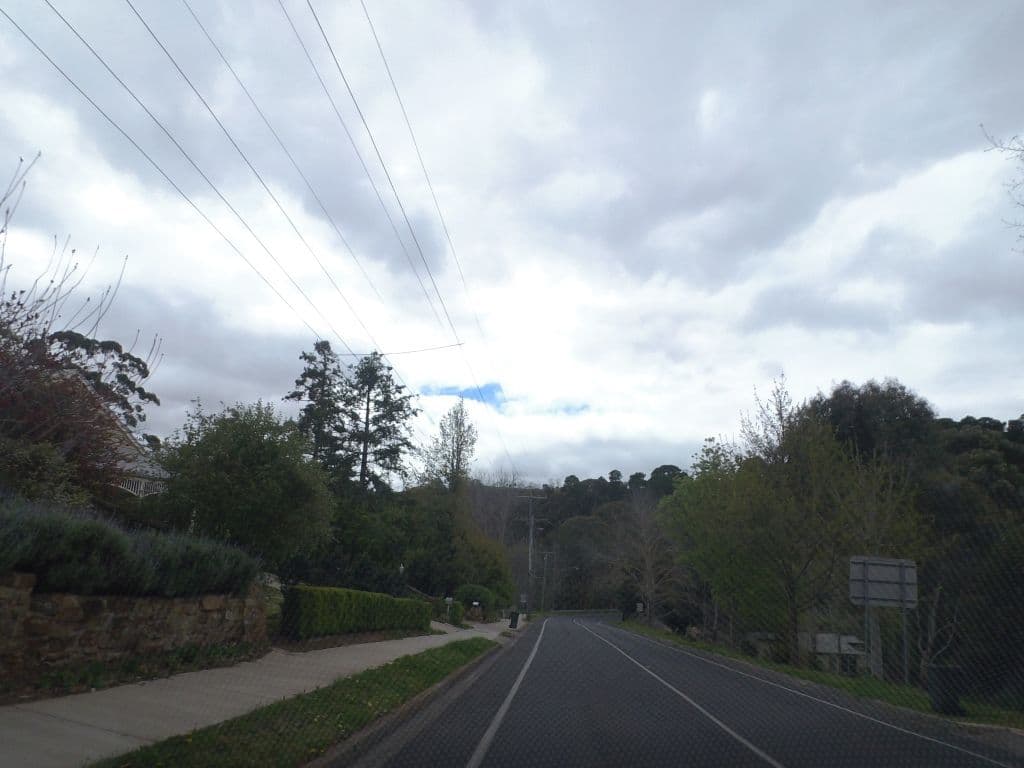 Street view near Krum Cottage, Daylesford — © mander (CC BY-SA · Mapillary)
