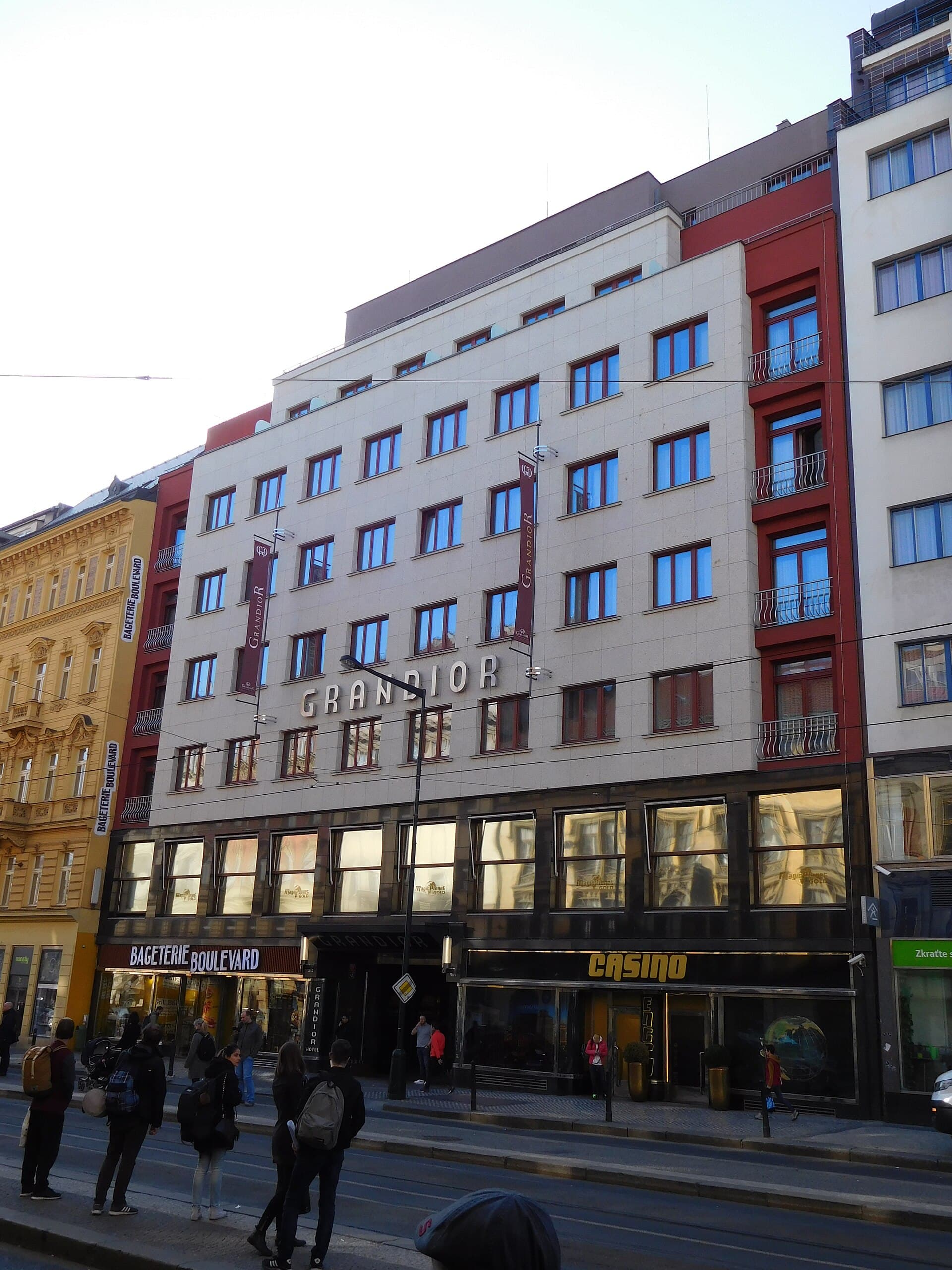 Grandior Hotel (via Wikimedia Commons, CC BY-SA 3.0)