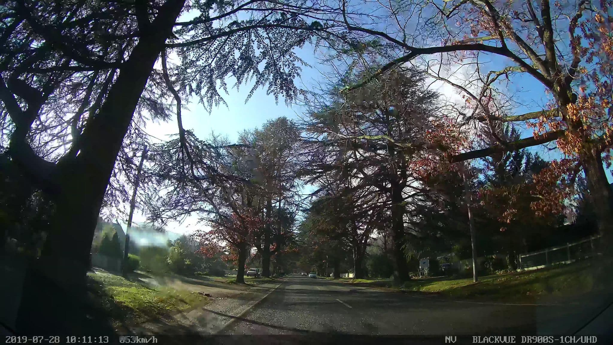 Street view near Carawatha Gardens, Bright — © eneerhut (CC BY-SA · Mapillary)