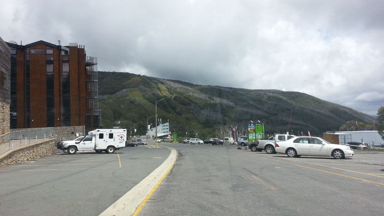 Street view near Falls Creek Resort, Falls Creek — © tonyf1 (CC BY-SA · Mapillary)