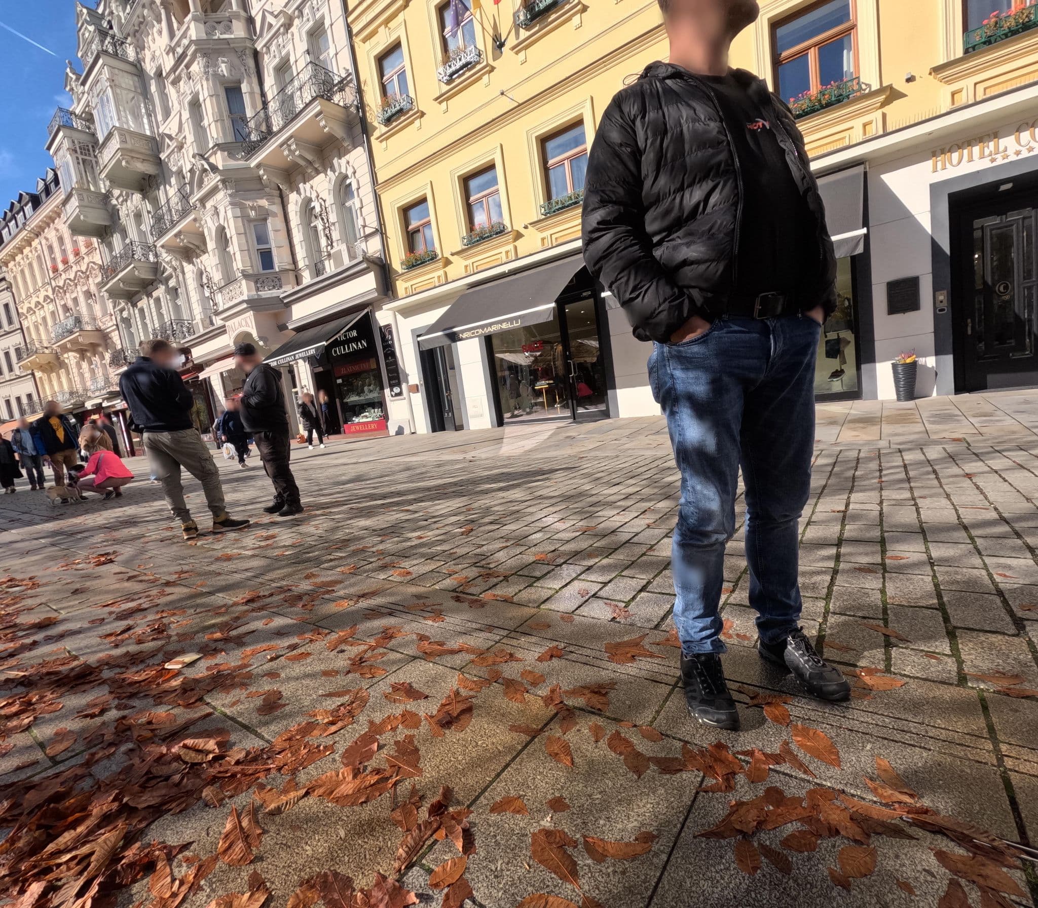 Street view near Palacký, Karlovy Vary