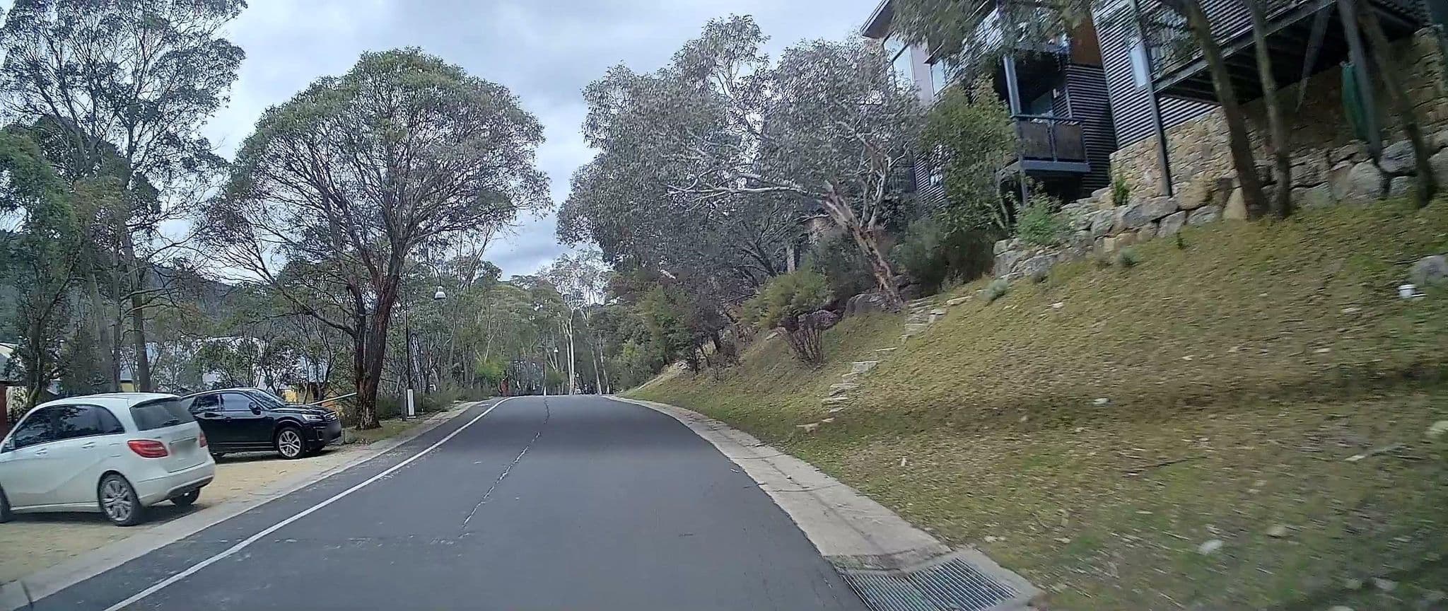 Street view near Novotel Lake Crackenback Resort, Jindabyne — © maxim752 (CC BY-SA · Mapillary)
