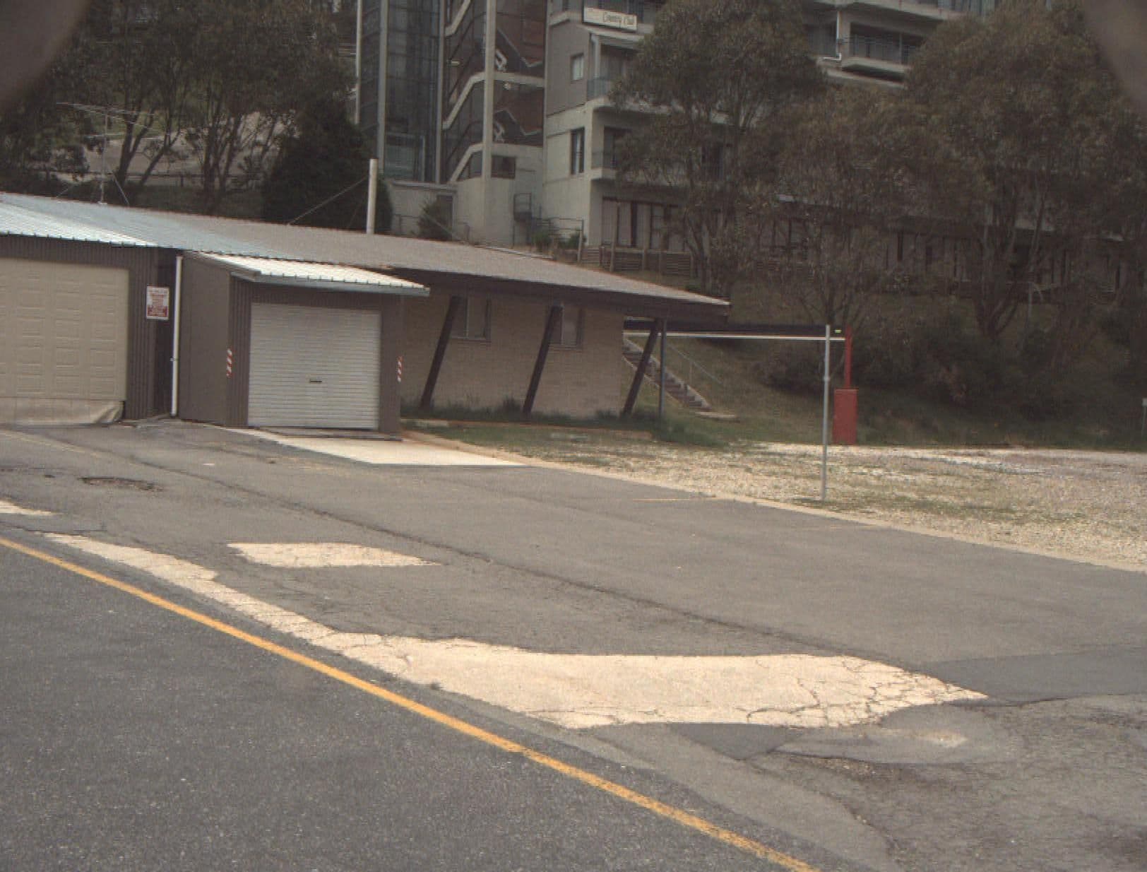 Street view near Gebis, Falls Creek — © vicroads (CC BY-SA · Mapillary)