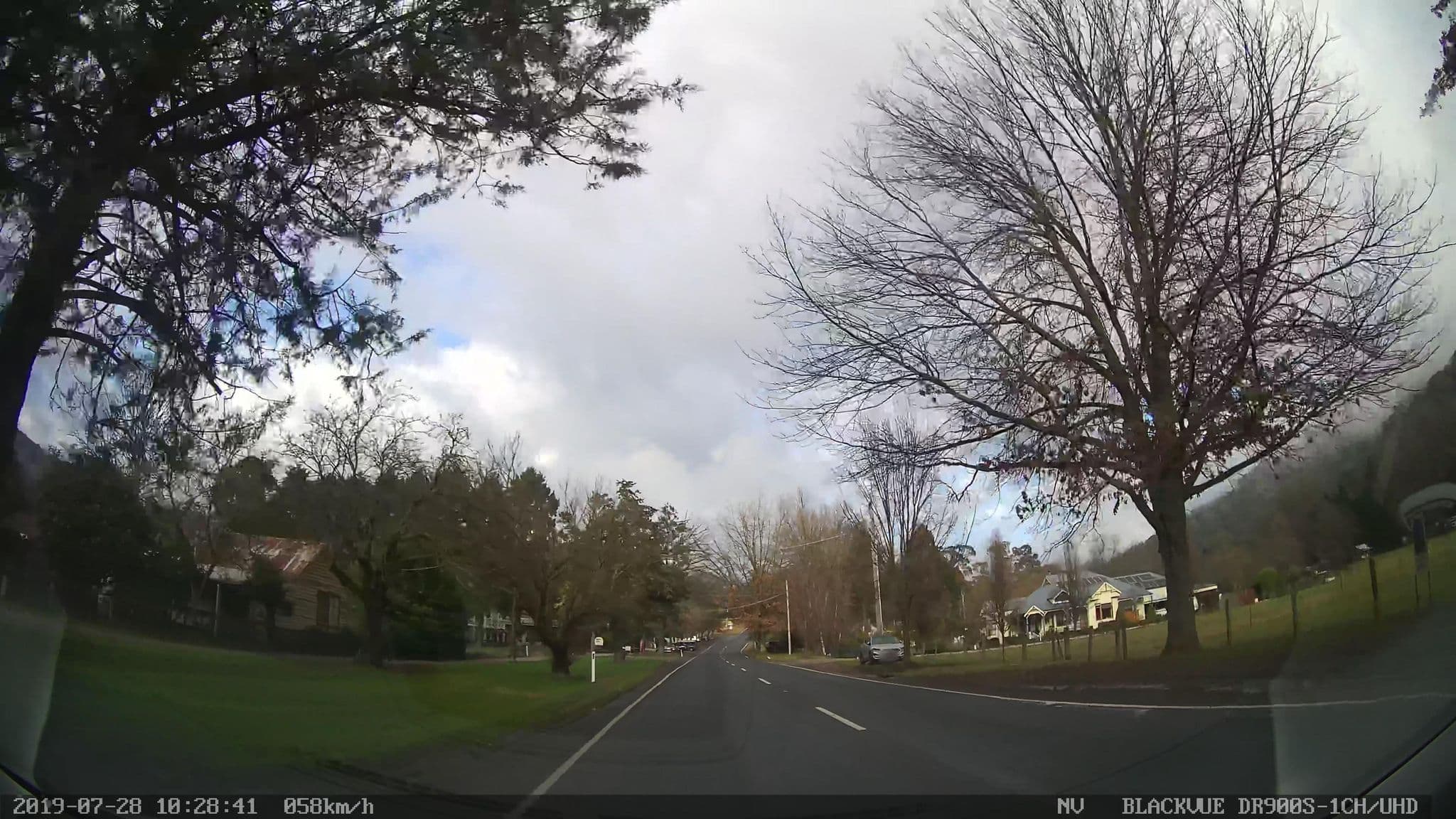 Street view near Pick & Shovel Cottage, Hotham Heights — © eneerhut (CC BY-SA · Mapillary)