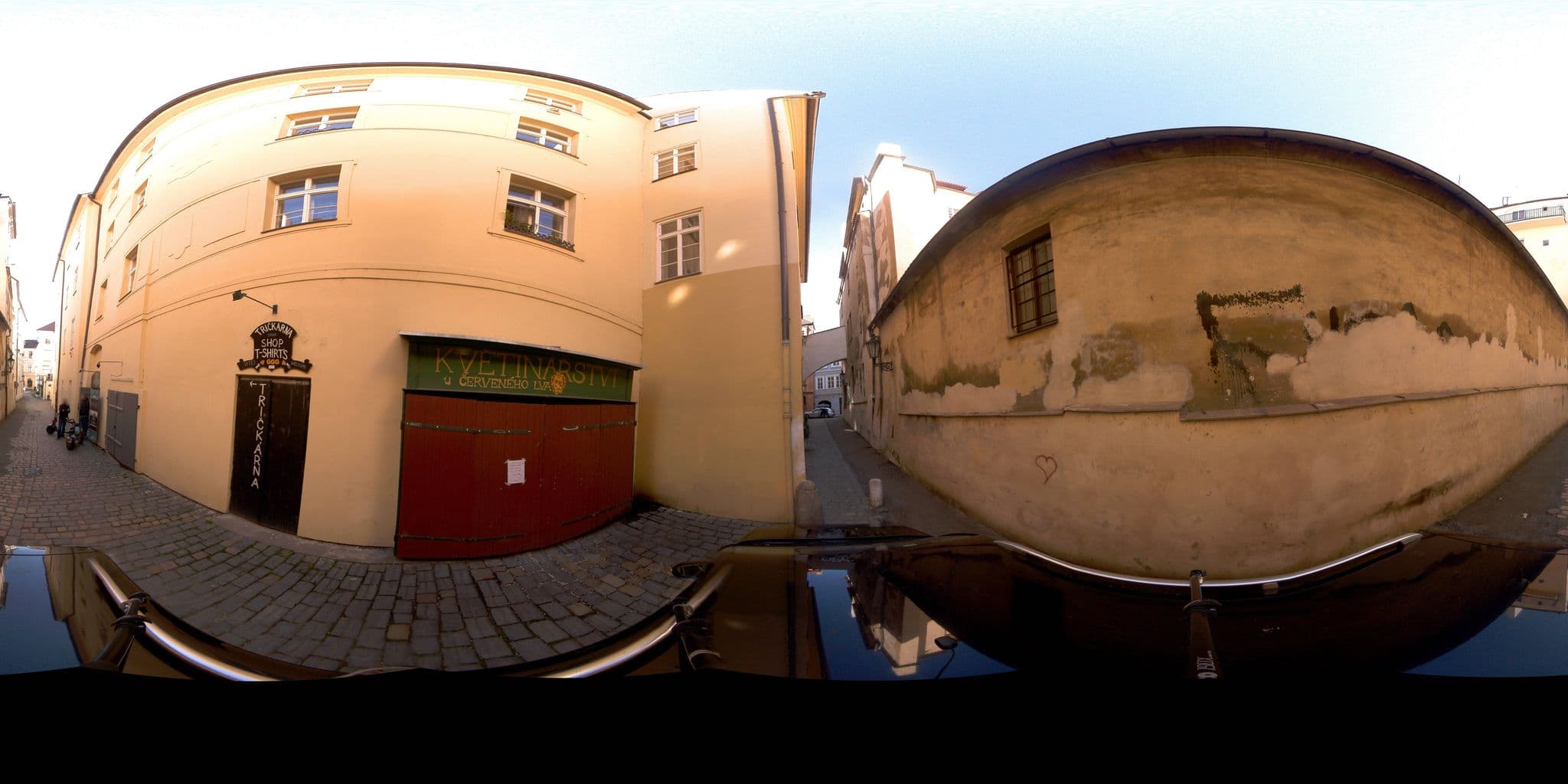 Street view near Apartmány Karlův Most, Malá Strana — © jeffreymartin (CC BY-SA · Mapillary)