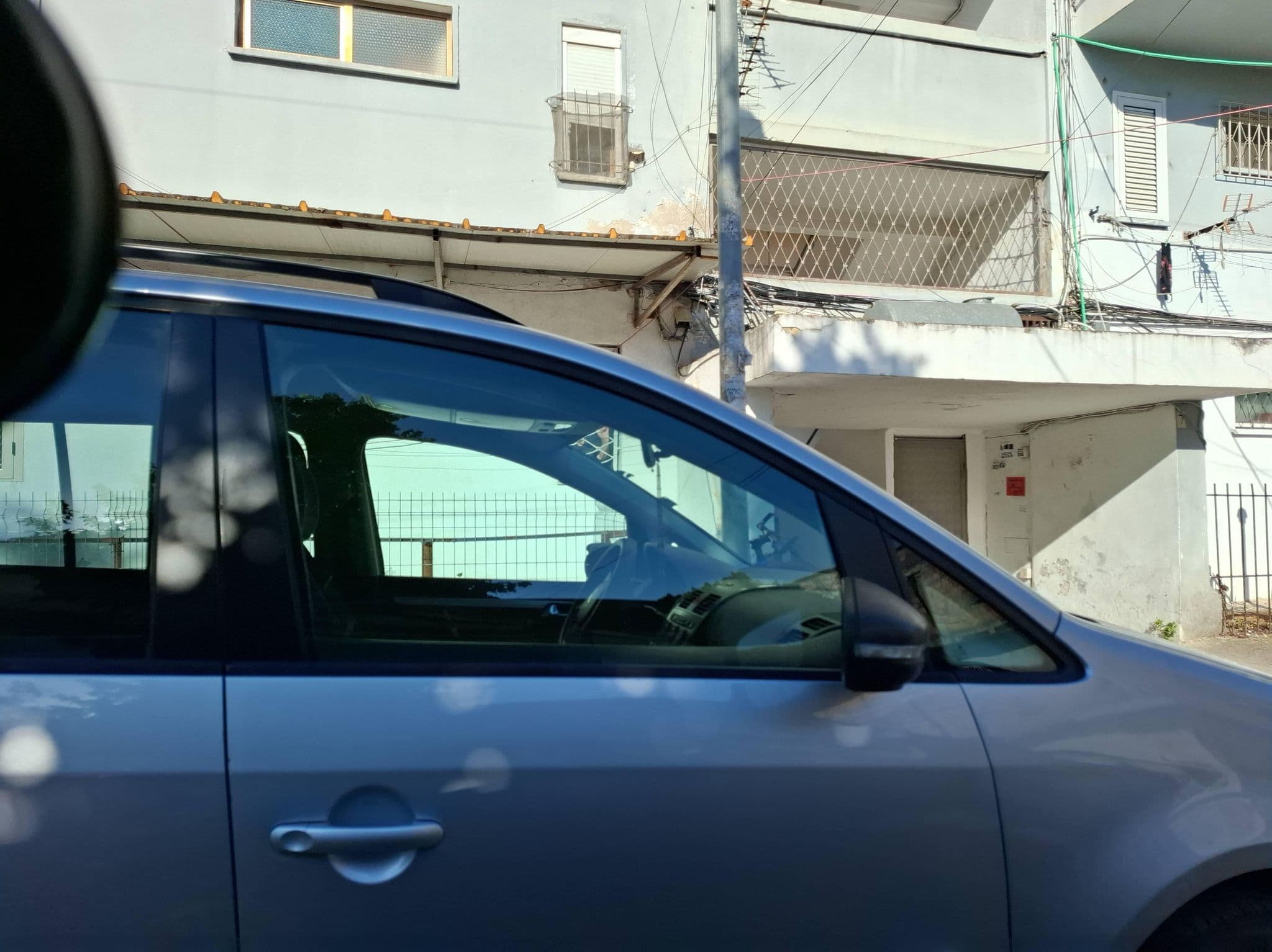 Street view near Vila Alizee, Tirana