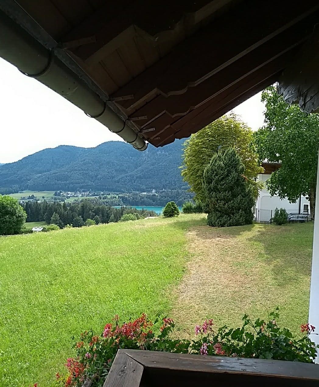 Street view near Seeberghof, Fuschl am See — © el1yyg7yid (CC BY-SA · Mapillary)