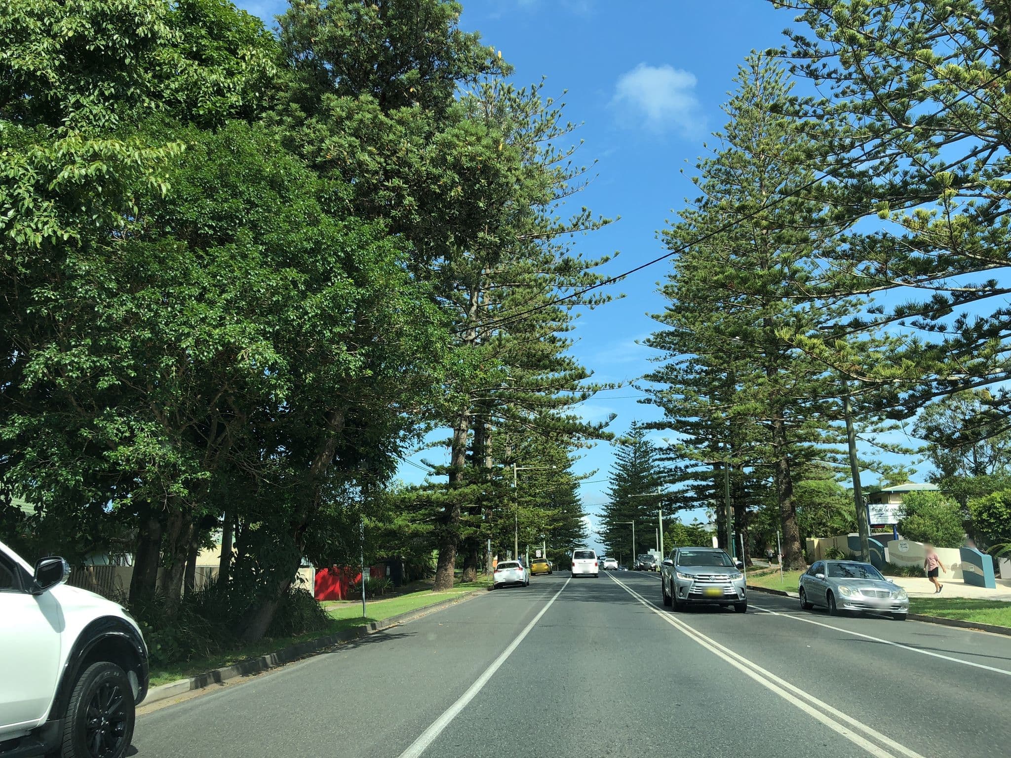 Street view near Wollongbar Motor Inn, Byron Bay — © hakk (CC BY-SA · Mapillary)