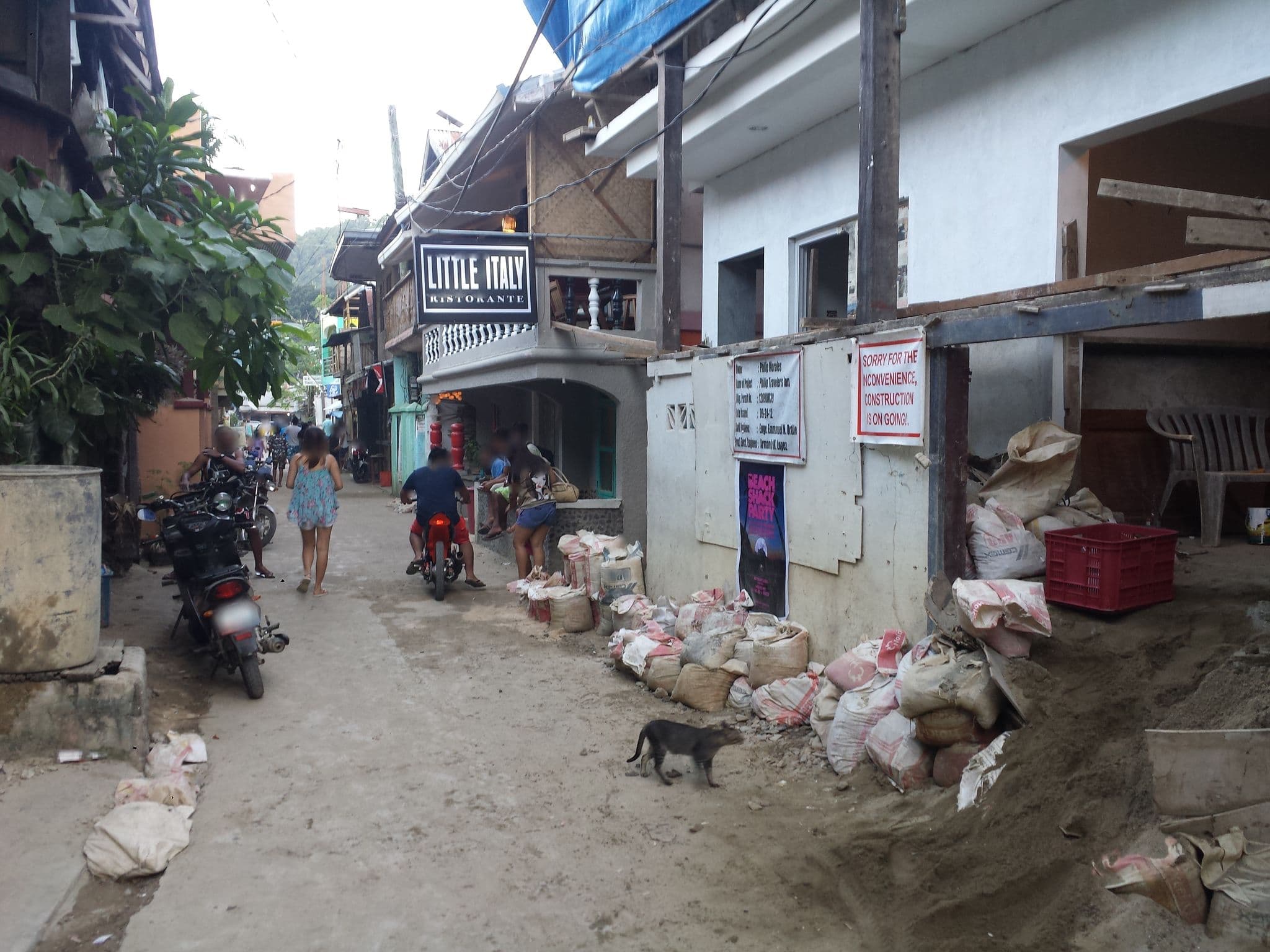 Street view near Relucio Travellers Pension, El Nido — © mrtmrt (CC BY-SA · Mapillary)