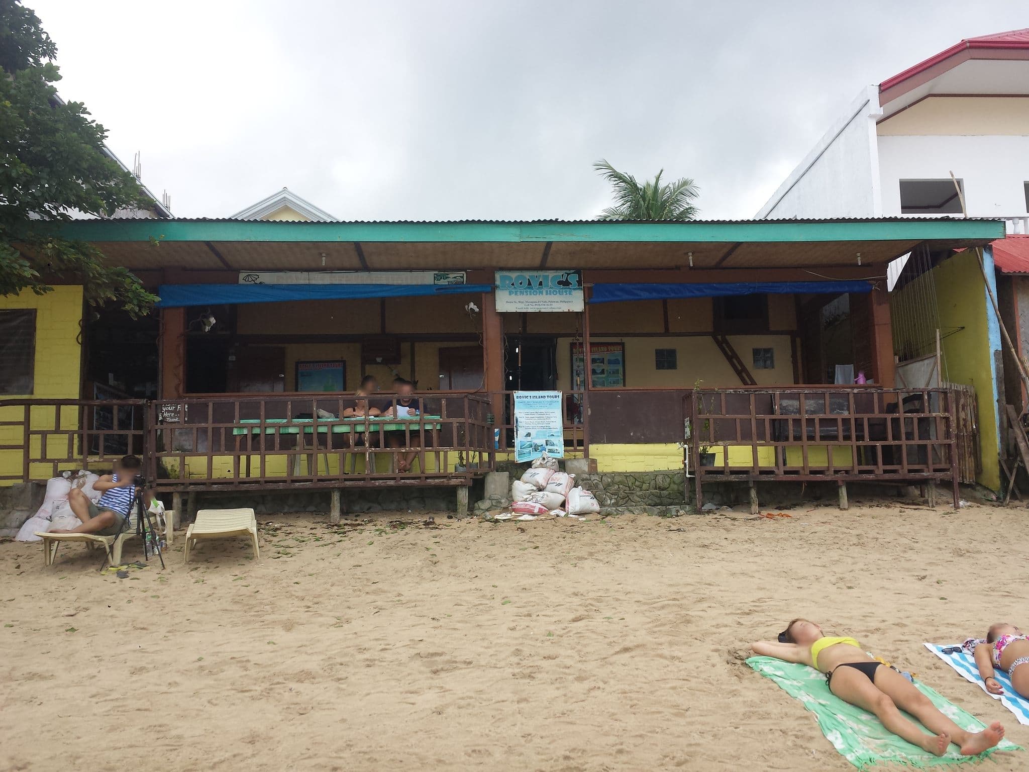 Street view near El Nido Waterfront Hotel, El Nido — © mrtmrt (CC BY-SA · Mapillary)