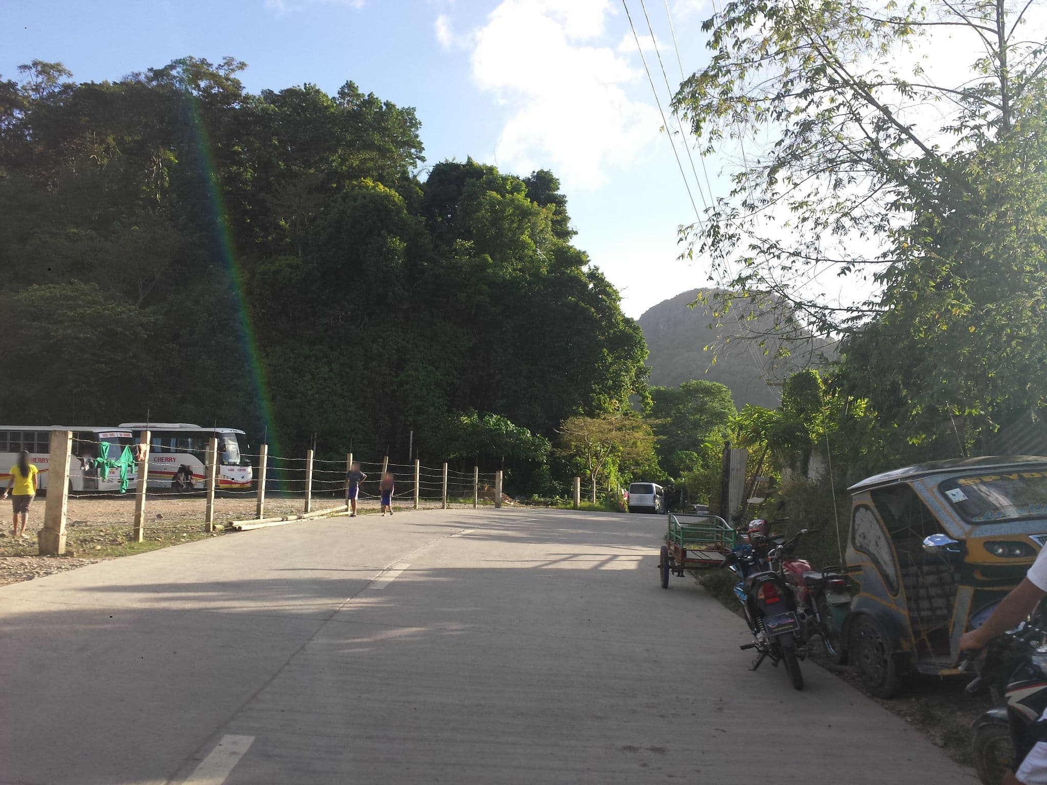 Street view near Cliffside Cottages Room 2, El Nido — © mrtmrt (CC BY-SA · Mapillary)