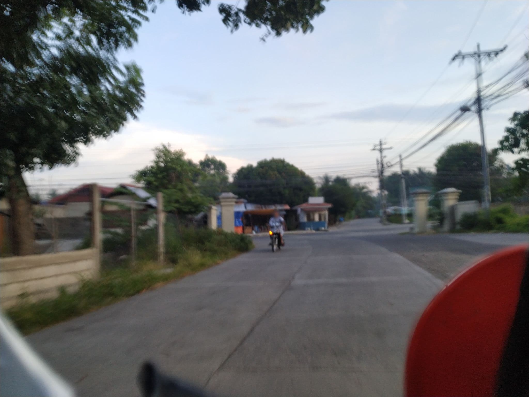 Street view near Sto. Rosario Heights Clubhouse, Dumaguete — © justtobedrew (CC BY-SA · Mapillary)
