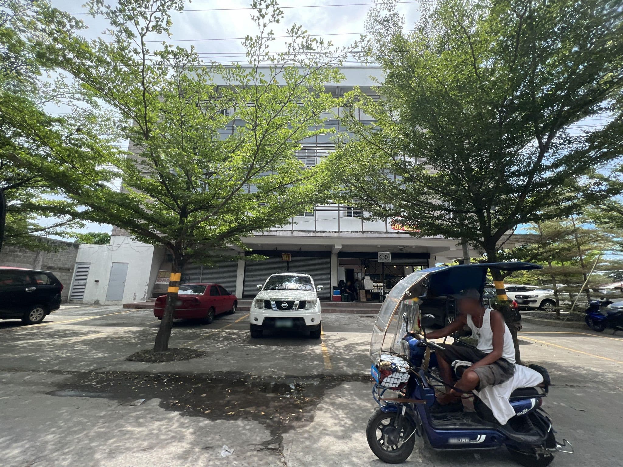 Street view near LOC Residences, Bacolod City — © jeth888 (CC BY-SA · Mapillary)