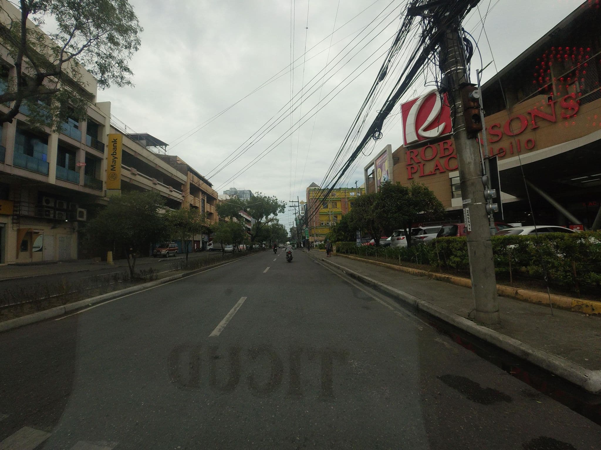 Street view near Iloilo Grand Hotel, Iloilo — © Kaart_Local (CC BY-SA · Mapillary)