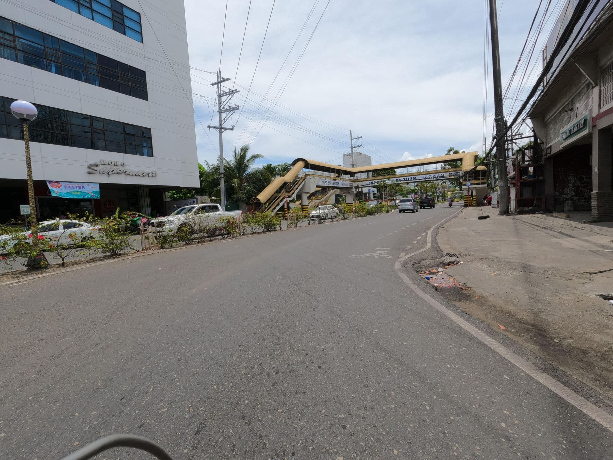 Street view near The Q, Iloilo — © GOwin (CC BY-SA · Mapillary)
