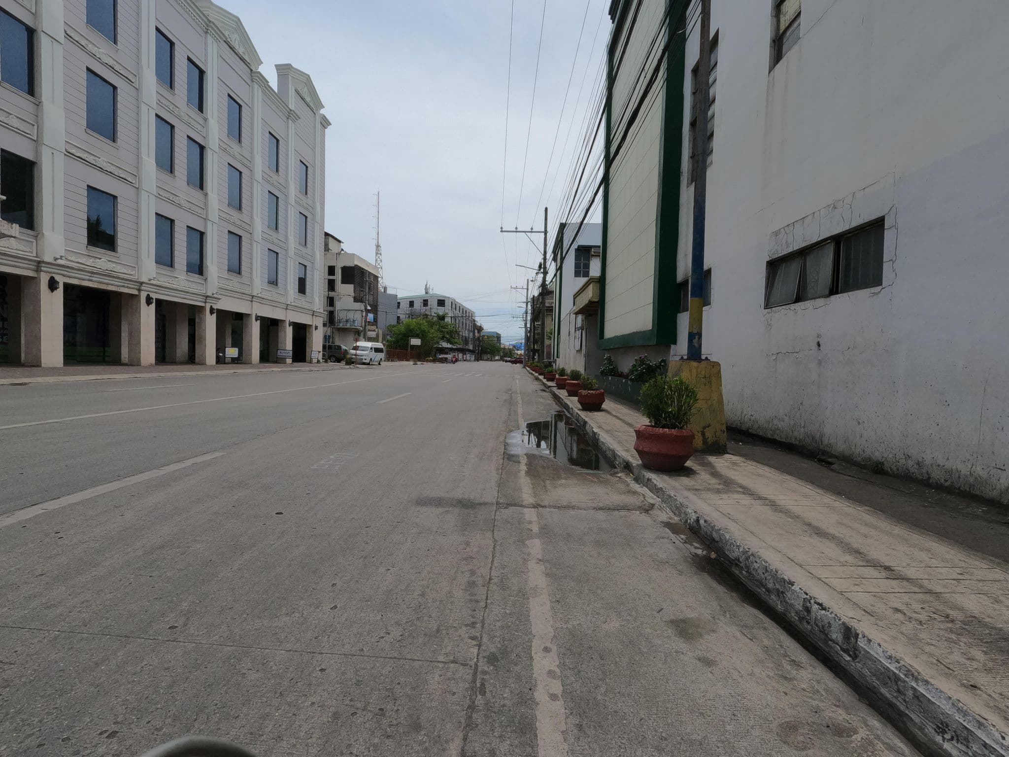 Street view near Goldberry Lite Hotel - Swimming Pool, Iloilo — © GOwin (CC BY-SA · Mapillary)