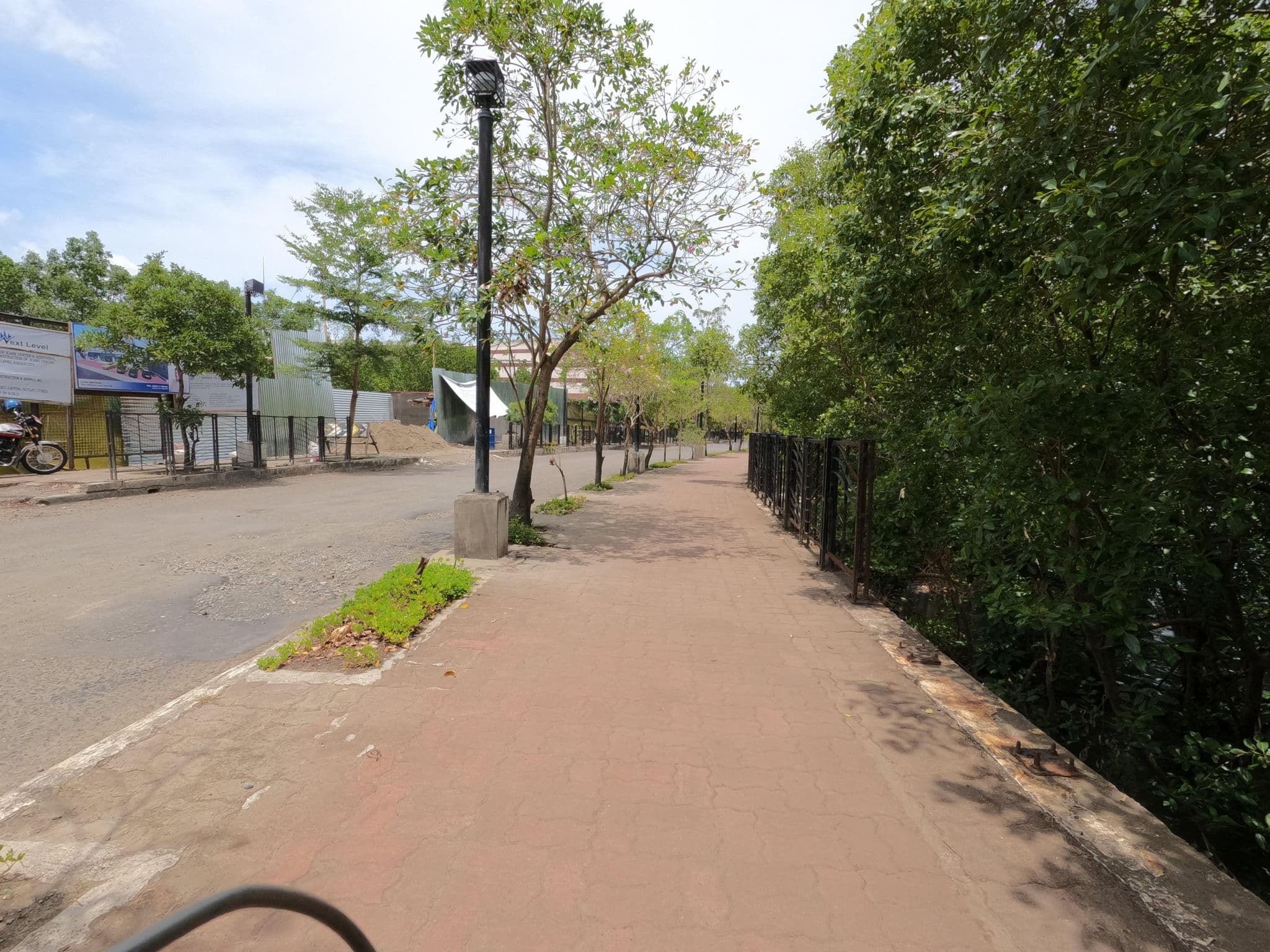 Street view near Riverside Inn Room 210, Iloilo — © GOwin (CC BY-SA · Mapillary)