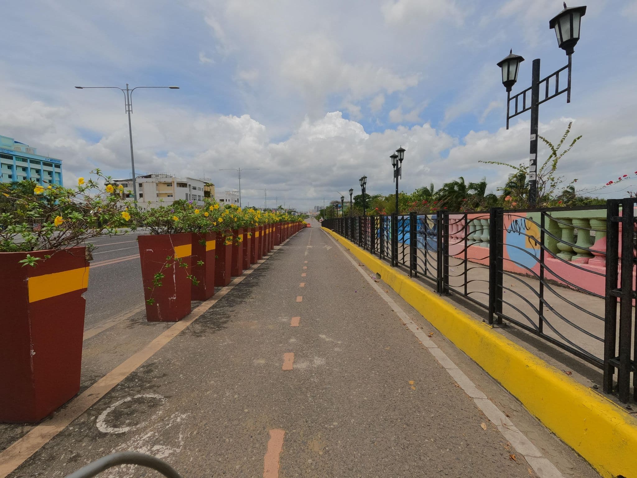 Street view near Mo2 Westown Hotel, Iloilo — © GOwin (CC BY-SA · Mapillary)
