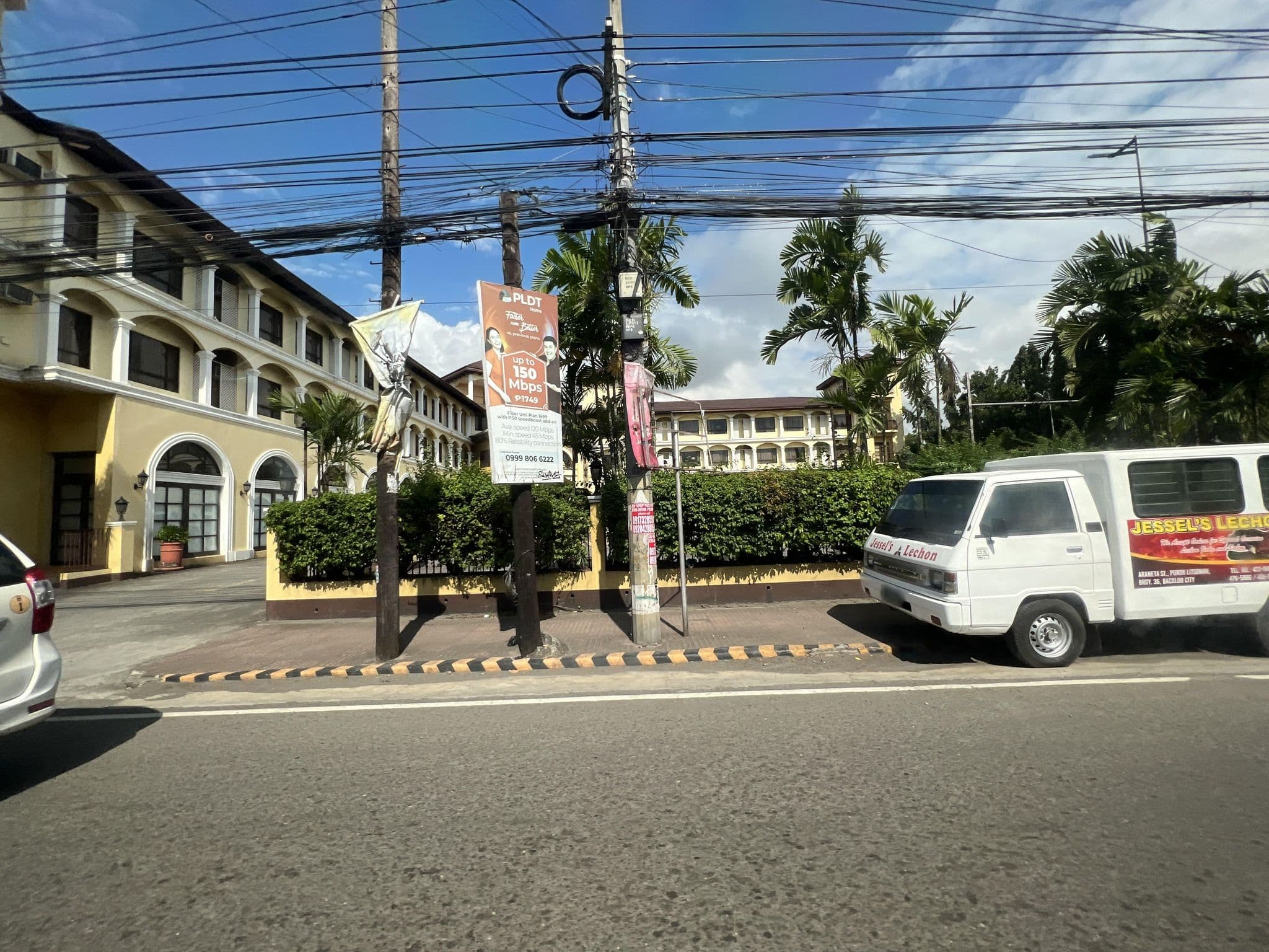 Street view near The Planta Hotel and Residences Bacolod, Bacolod City — © jeth888 (CC BY-SA · Mapillary)