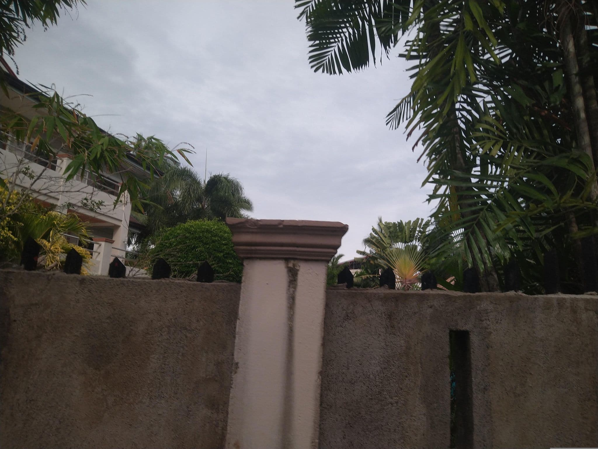 Street view near Miles Pension House, Tawala — © Vermut (CC BY-SA · Mapillary)