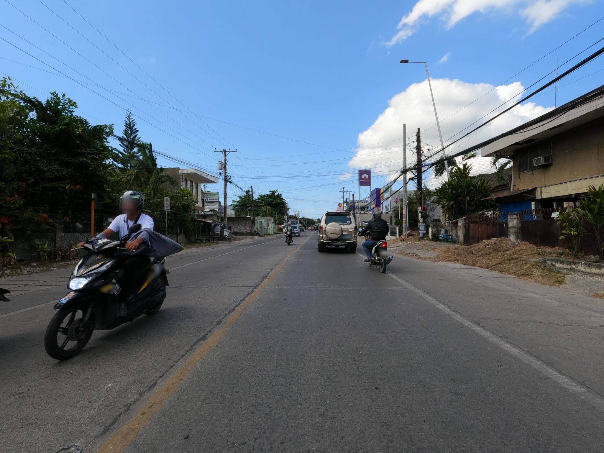Street view near Erlinda's Pension House, Tagbilaran City — © GOwin (CC BY-SA · Mapillary)