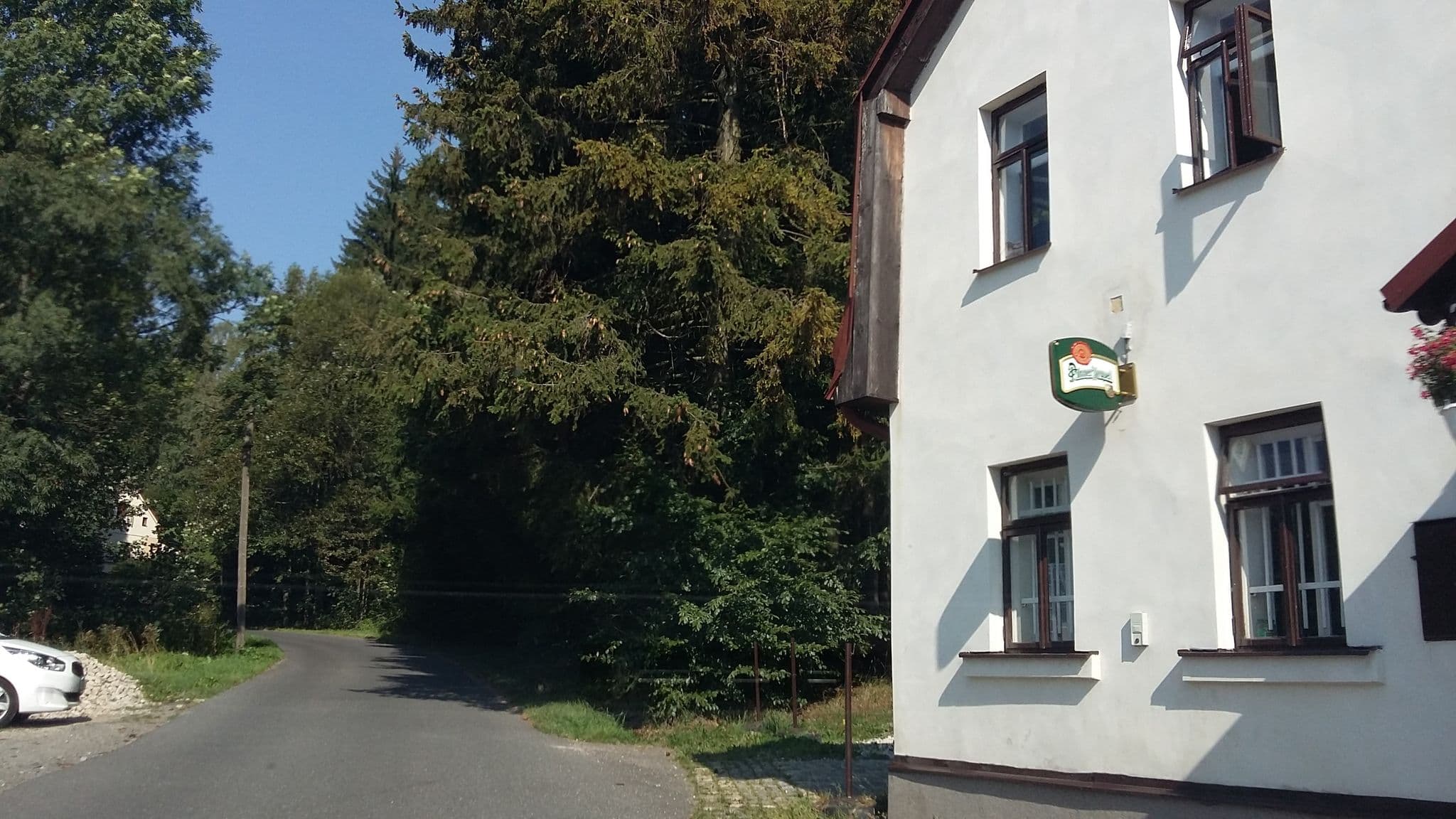 Street view near Na Vyhlídce, Janov nad Nisou — © gob (CC BY-SA · Mapillary)