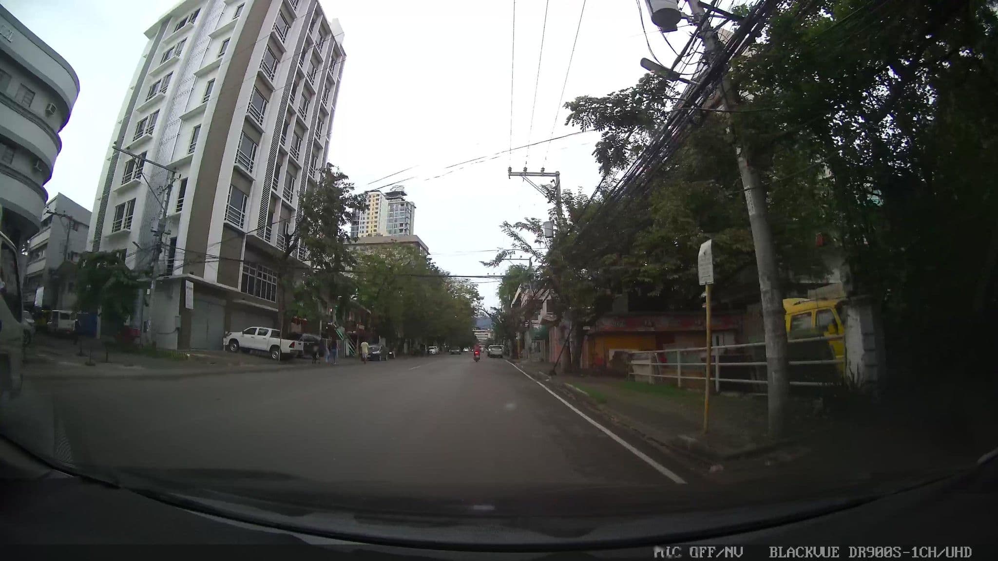 Street view near Diplomat Hotel, Adlaon — © Kaart---FRONT (CC BY-SA · Mapillary)