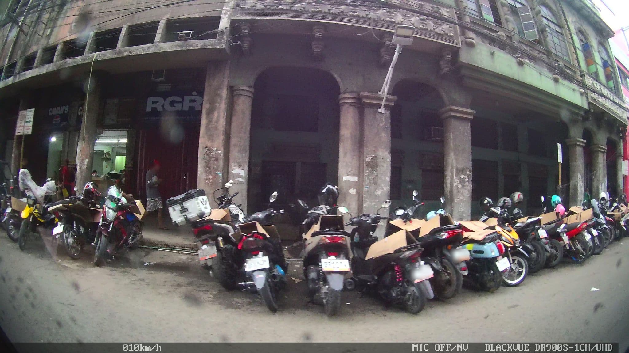 Street view near Palm Grass, Adlaon — © Kaart---RIGHT (CC BY-SA · Mapillary)