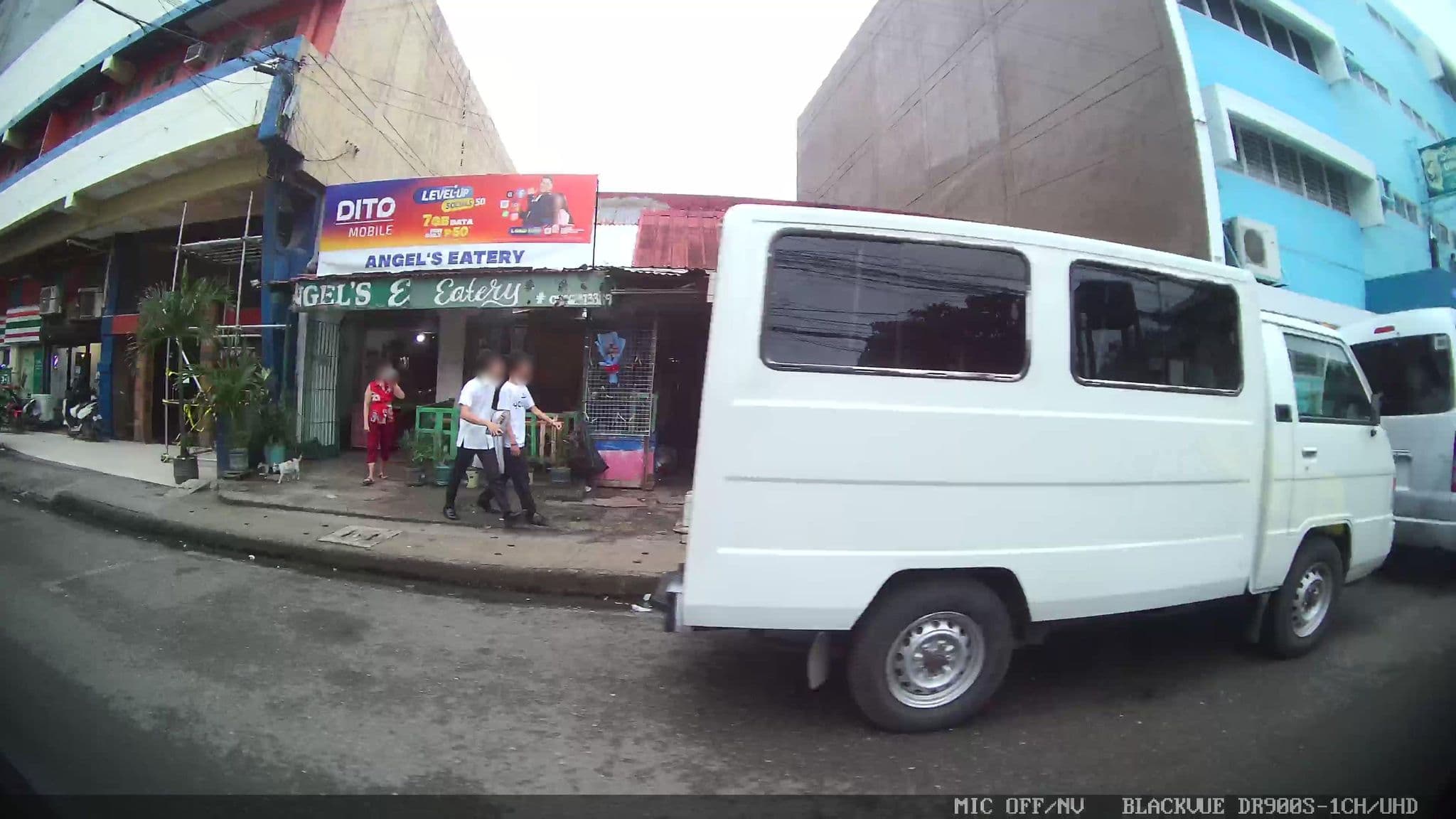 Street view near Golden Valley Hotel, Adlaon — © Kaart---LEFT (CC BY-SA · Mapillary)