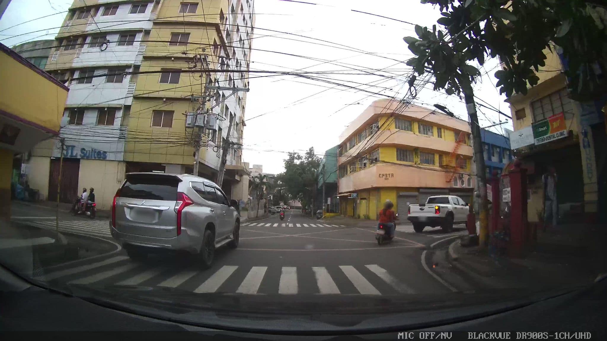 Street view near Morante Bldg, Adlaon — © Kaart---FRONT (CC BY-SA · Mapillary)