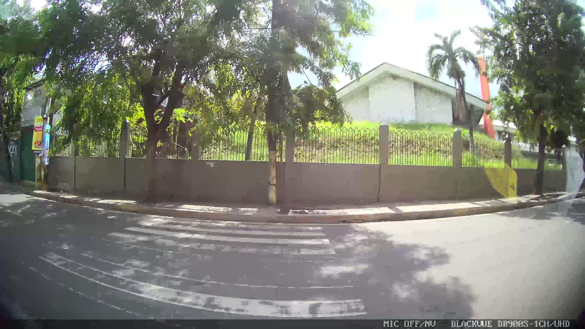Street view near Yello Hotel, Apas — © Kaart---LEFT (CC BY-SA · Mapillary)