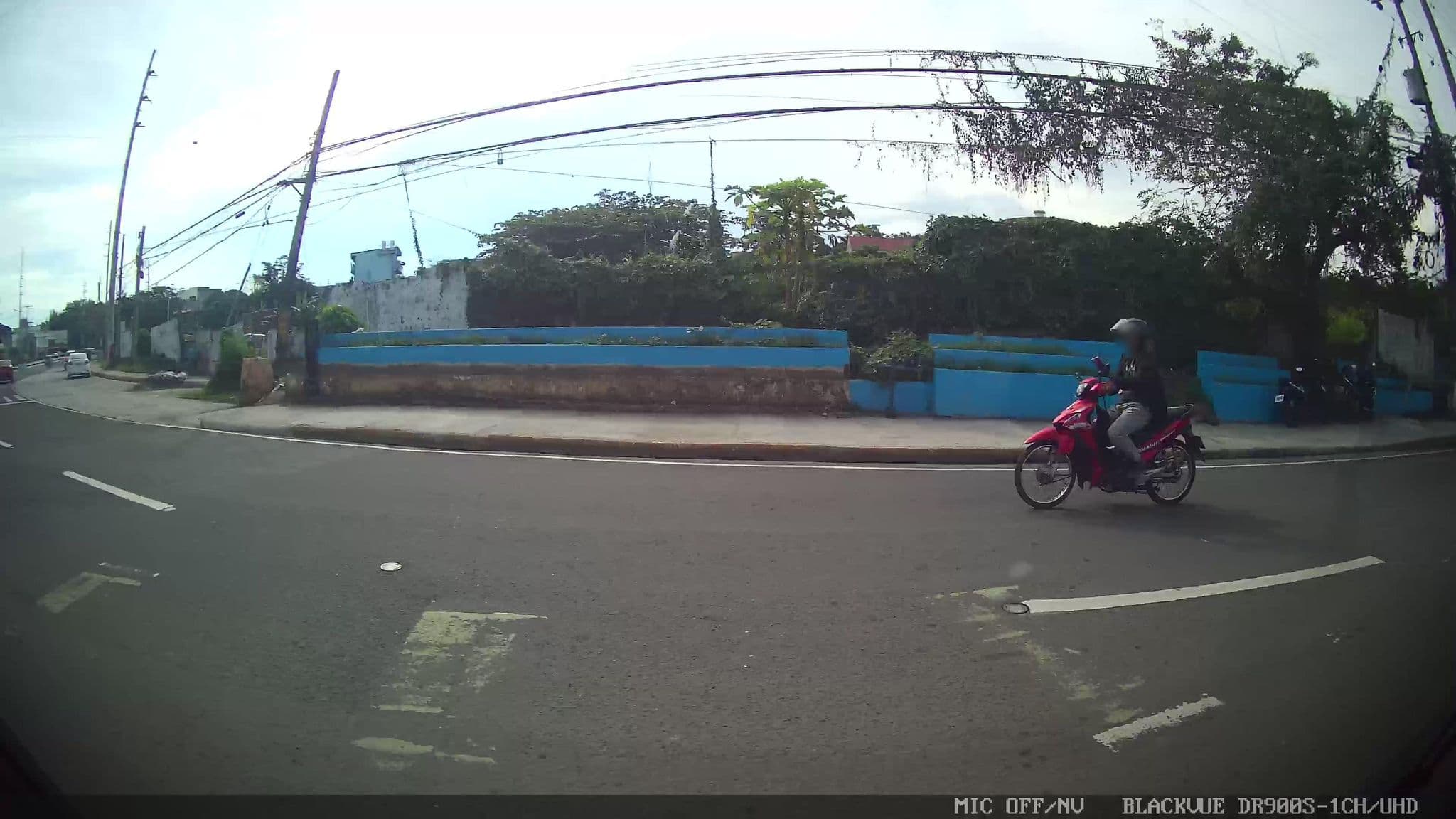 Street view near Islands Stay Hotel, Lapu-Lapu City — © Kaart---RIGHT (CC BY-SA · Mapillary)