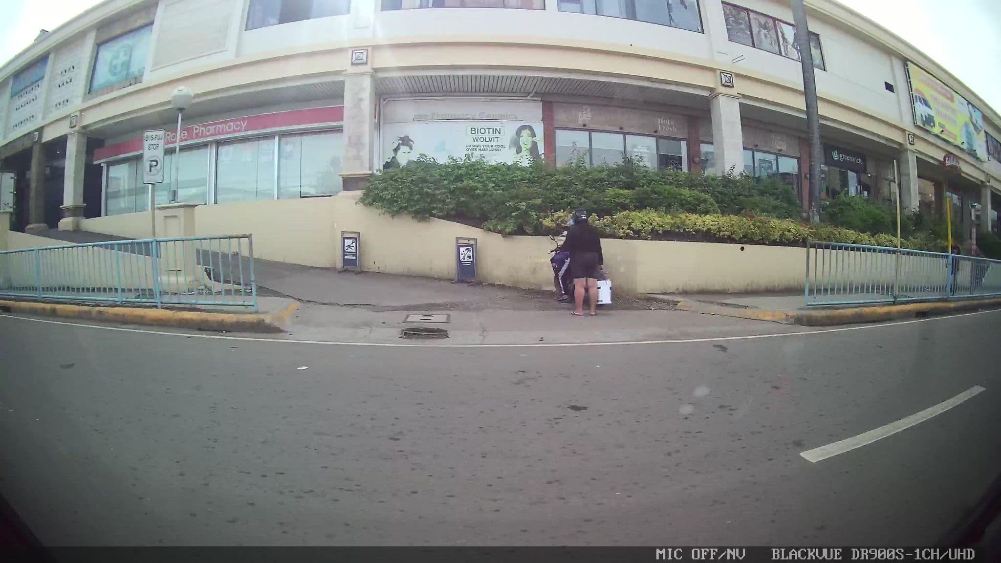 Street view near Le Tegole, Lapu-Lapu City — © Kaart---RIGHT (CC BY-SA · Mapillary)