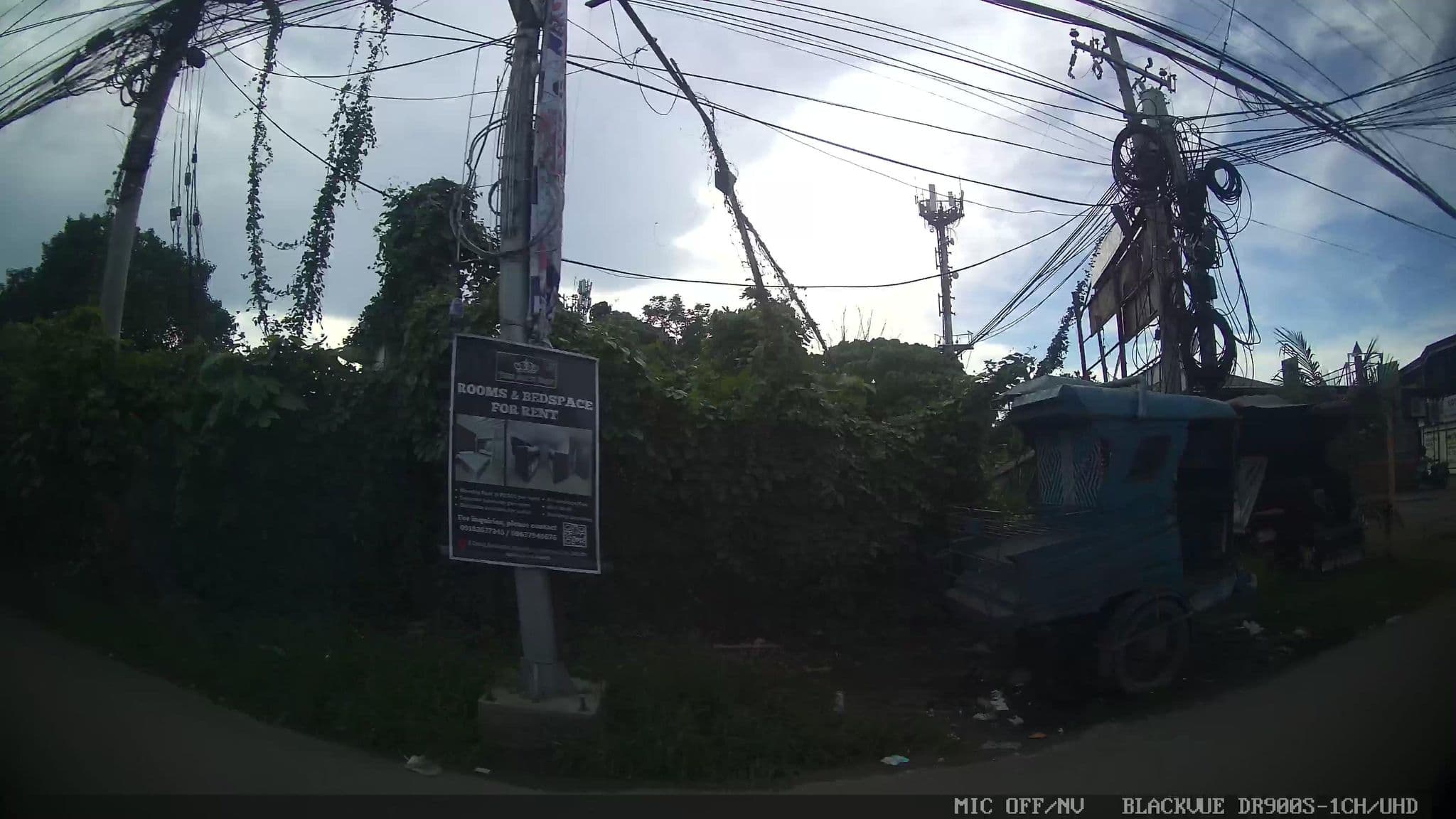 Street view near Richdel Hotel, Lapu-Lapu City — © Kaart---RIGHT (CC BY-SA · Mapillary)