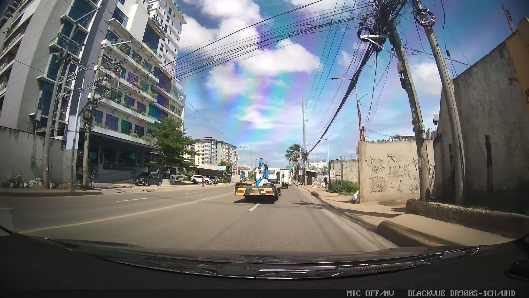 Street view near Maayo Hotel Pool, Lapu-Lapu City — © Kaart---FRONT (CC BY-SA · Mapillary)